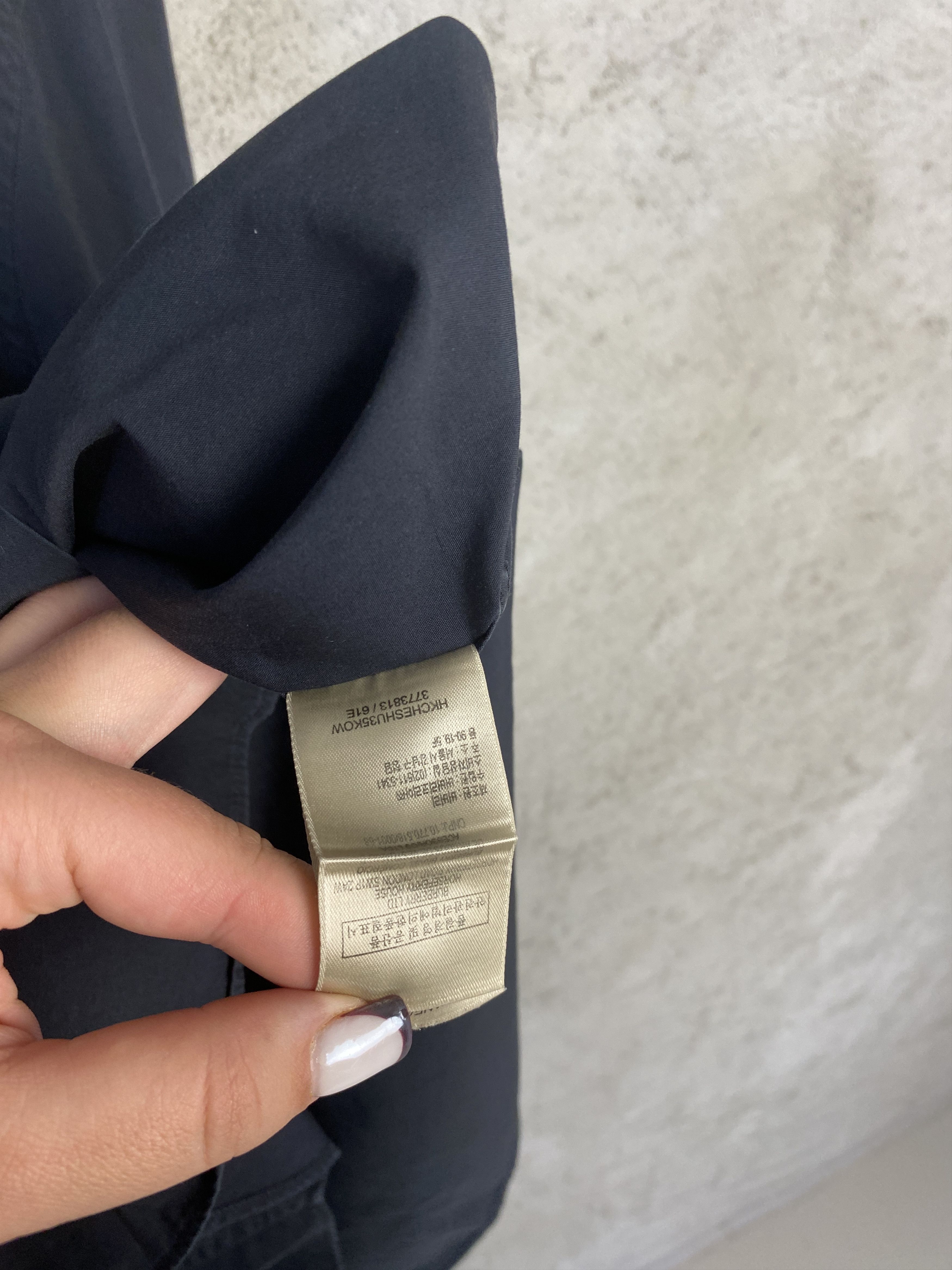 Burberry Burberry small logo casual formal shirt button ups Size US L / EU 52-54 / 3 - 5 Thumbnail