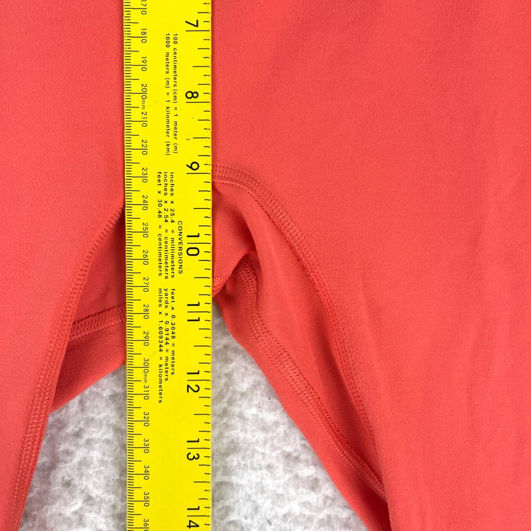 Gymshark Gymshark Leggings Womens Medium Orange Mid-Rise Calf Length Pull On Athletic Style Cropped Inseam 14" Casual Fit Mens Womens Girls Size 32" / US 10 / IT 46 - 5 Thumbnail