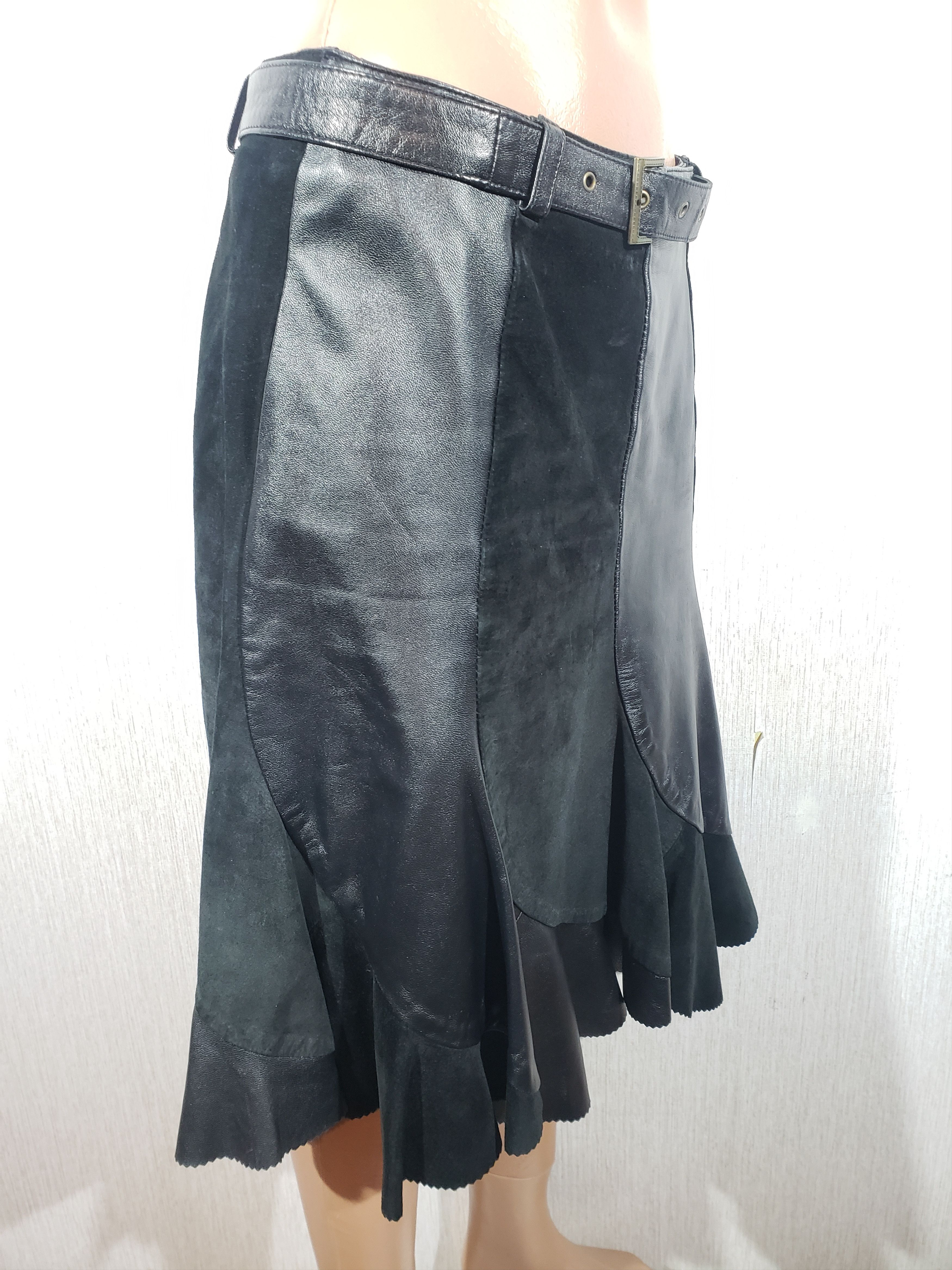 Genuine Leather Black combined leather skirt with pleats. Size 28" / US 6 / IT 42 - 3 Thumbnail