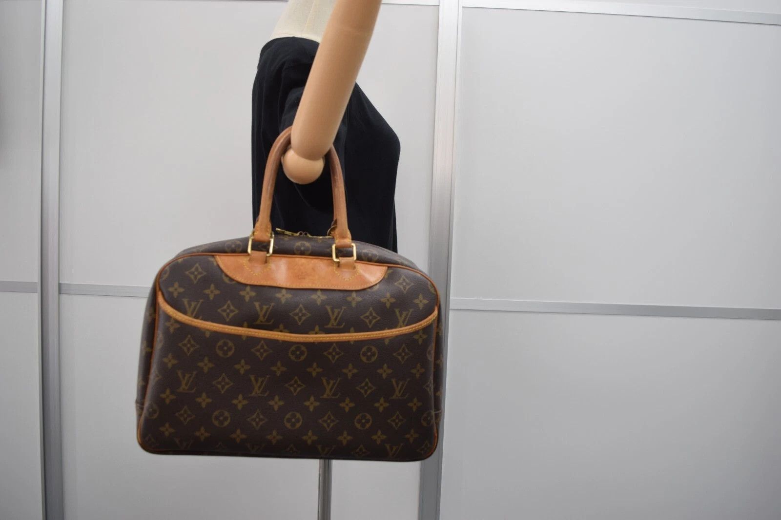Louis Vuitton Auth Louis Vuitton Deauville Hand Bag Monogram Canvas M47270 Size ONE SIZE - 2 Thumbnail
