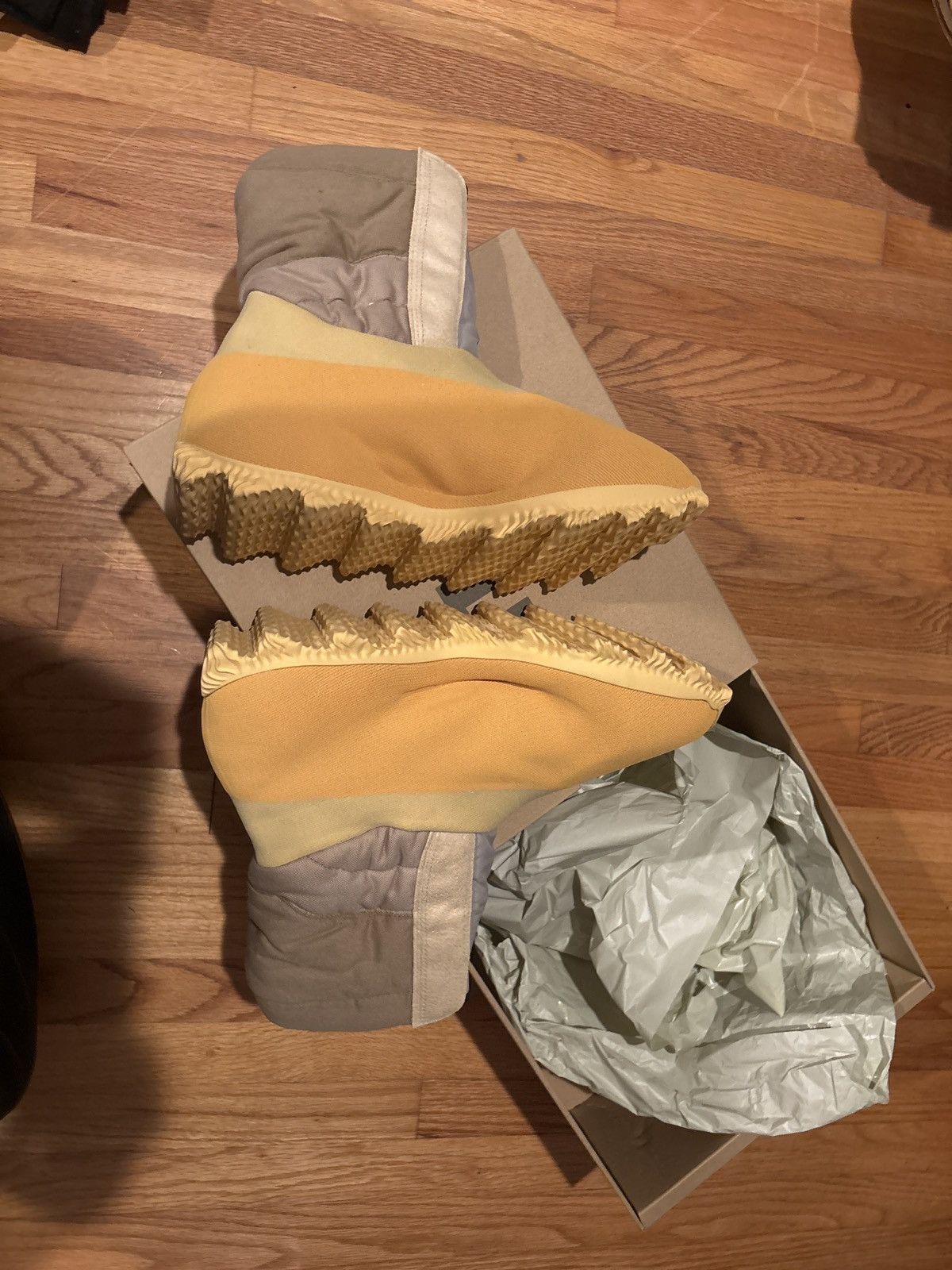 Yeezy Adidas yeezy knit runner boot size 11 Size US 11 / EU 44 - 5 Thumbnail