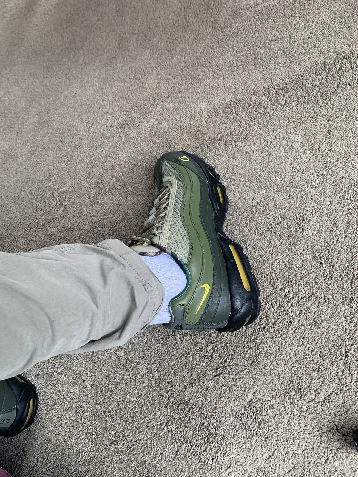 Corteiz × Nike Corteiz x Air Max 95 SP “Rules the world - sequoia” Size US 12 / EU 45 - 2 Thumbnail