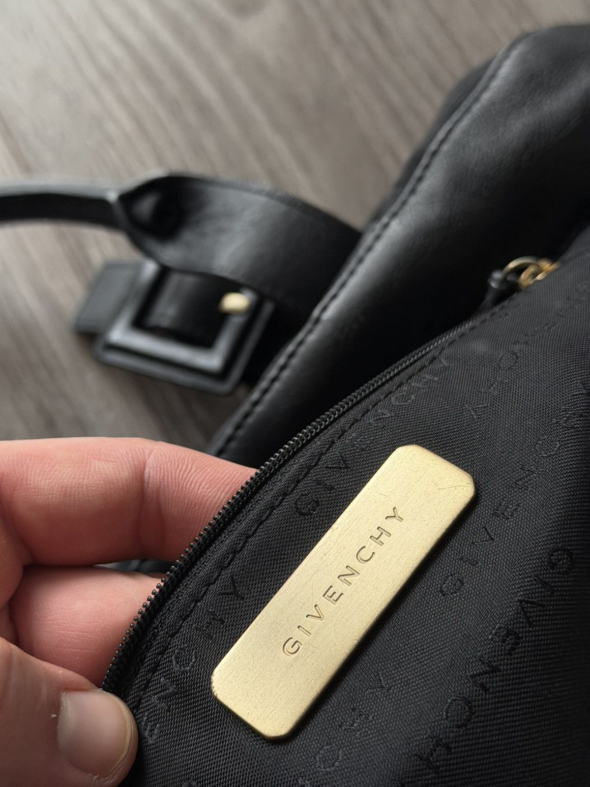 Givenchy Givenchy Black Signature Canvas Leather Boston Monogram Bag Size ONE SIZE - 18 Thumbnail