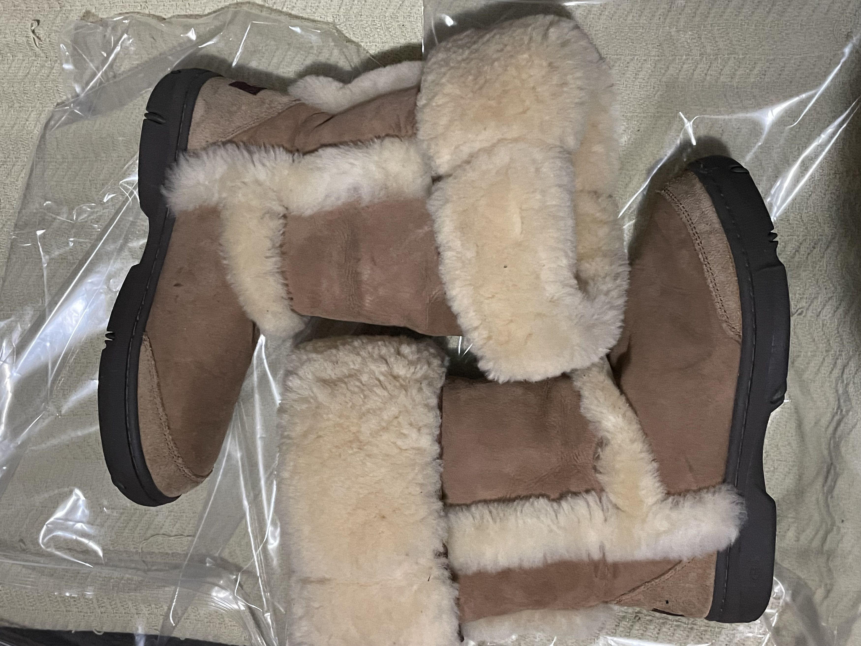 Ugg Sunburst Genuine Shearling Tall UGGS Boots (8) Size US 8 / IT 38 - 7 Thumbnail