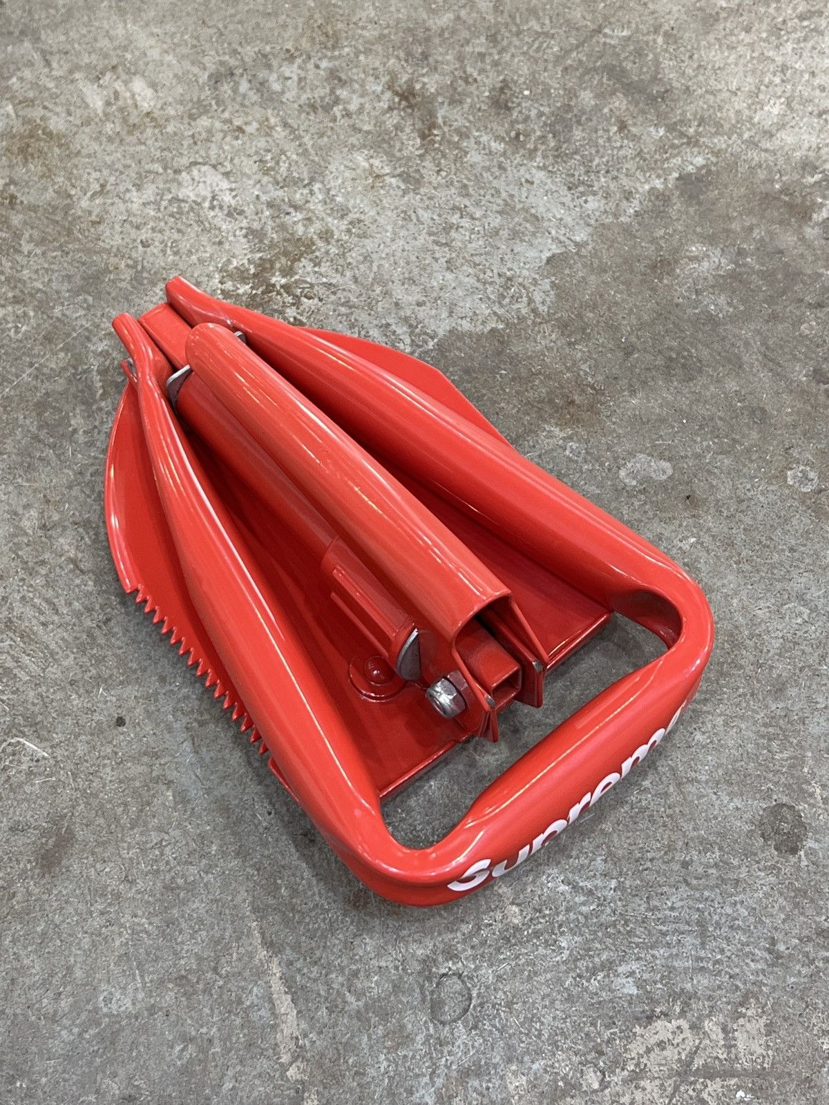 Supreme Supreme SOG Pocket Shovel Size ONE SIZE - 2 Thumbnail