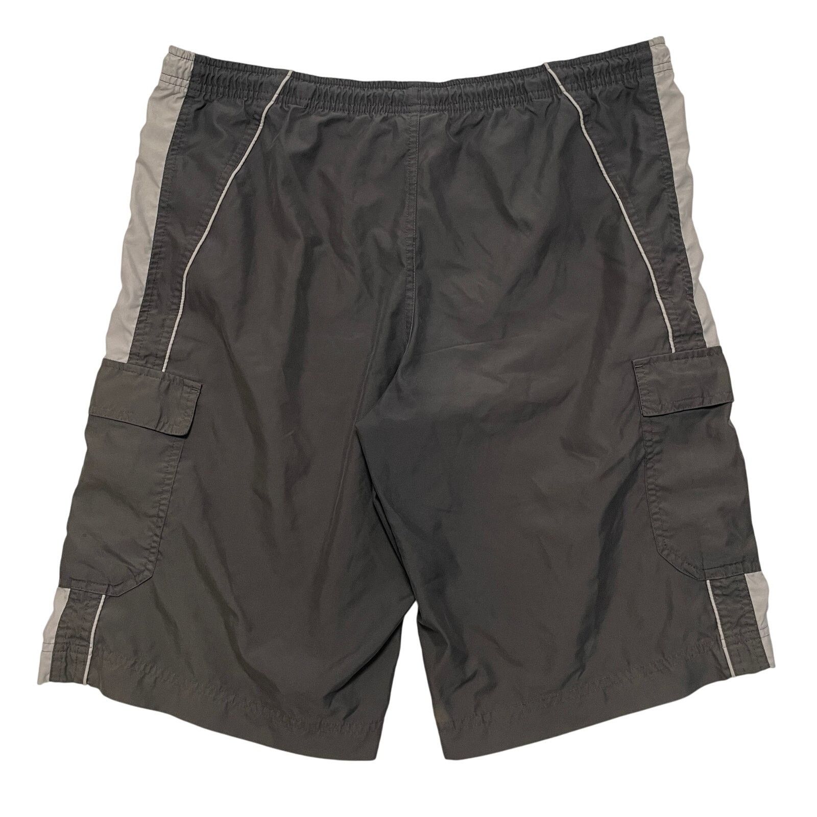 Nike VTG Y2K 00's Nike Gray Baggy Utility Cargo Shorts M Size US 34 / EU 50 - 3 Thumbnail
