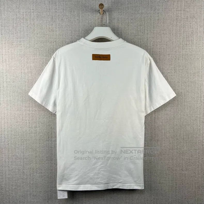 Louis Vuitton Louis Vuitton Solid Embossed Logo Crew Neck Short Sleeve Size US XL / EU 56 / 4 - 3 Thumbnail