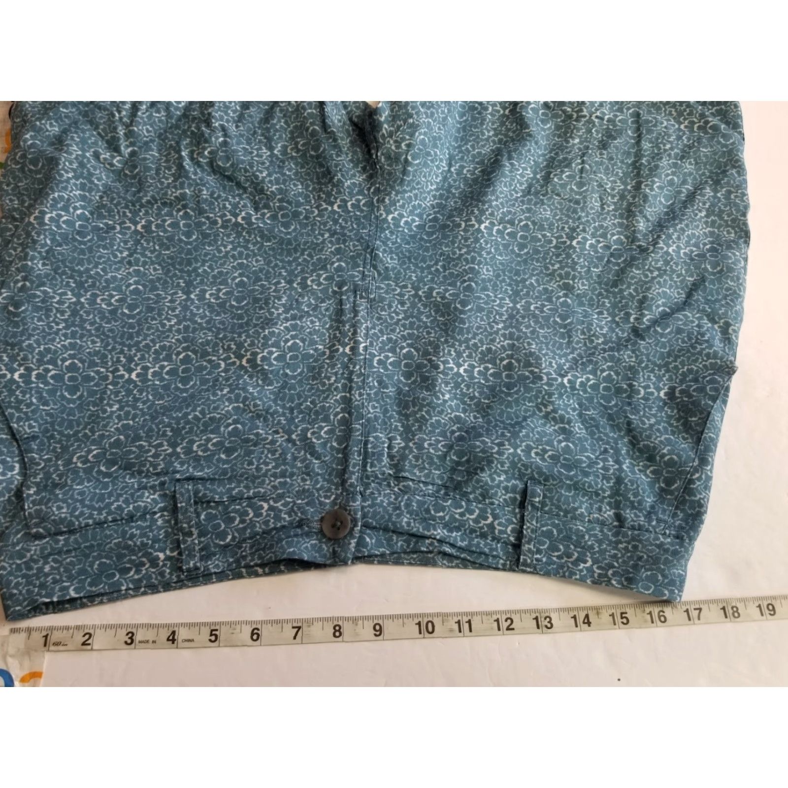 Paige Paige Shorts Beach Floral Blue 34 Men Chino Rayon Flat Front Regular Inseam 9" Breathable Logo Button Size US 38 / EU 54 - 3 Thumbnail