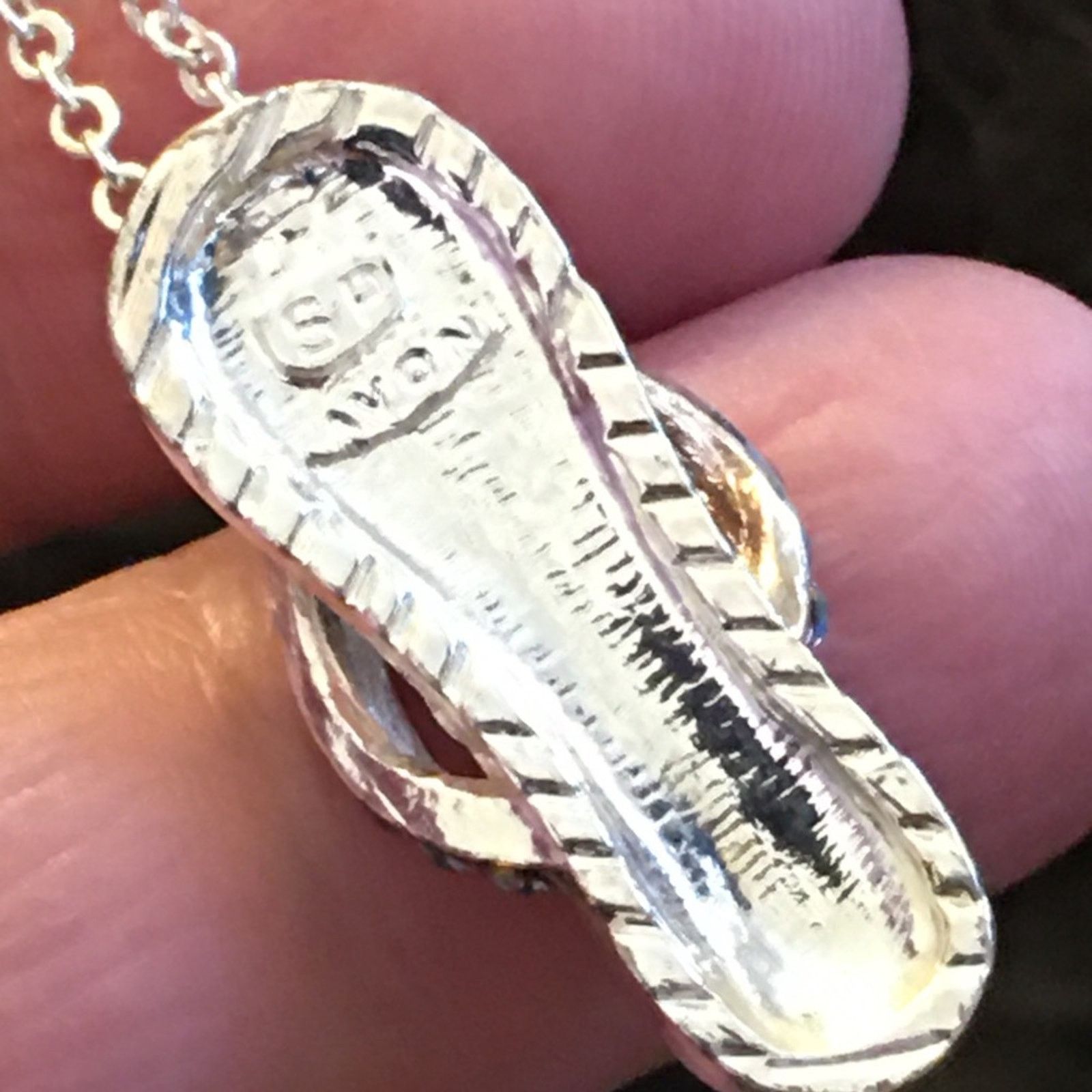 Jewelry Avon faceted enamel flip flop pendant on chain Size ONE SIZE - 7 Thumbnail