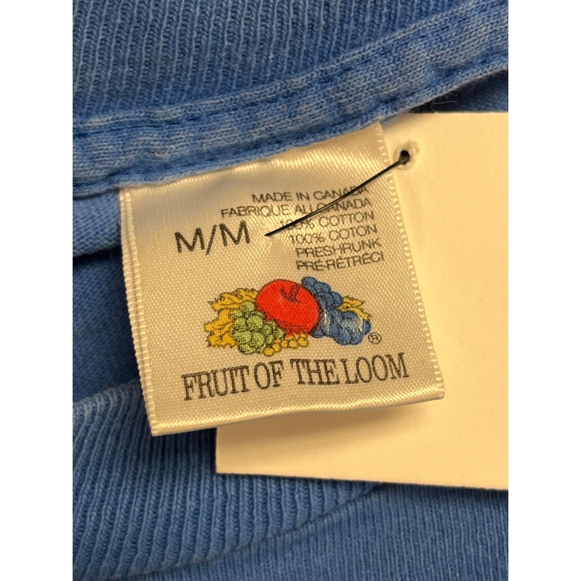 Fruit Of The Loom M | Vintage Queen’s University T Size US M / EU 48-50 / 2 - 3 Thumbnail