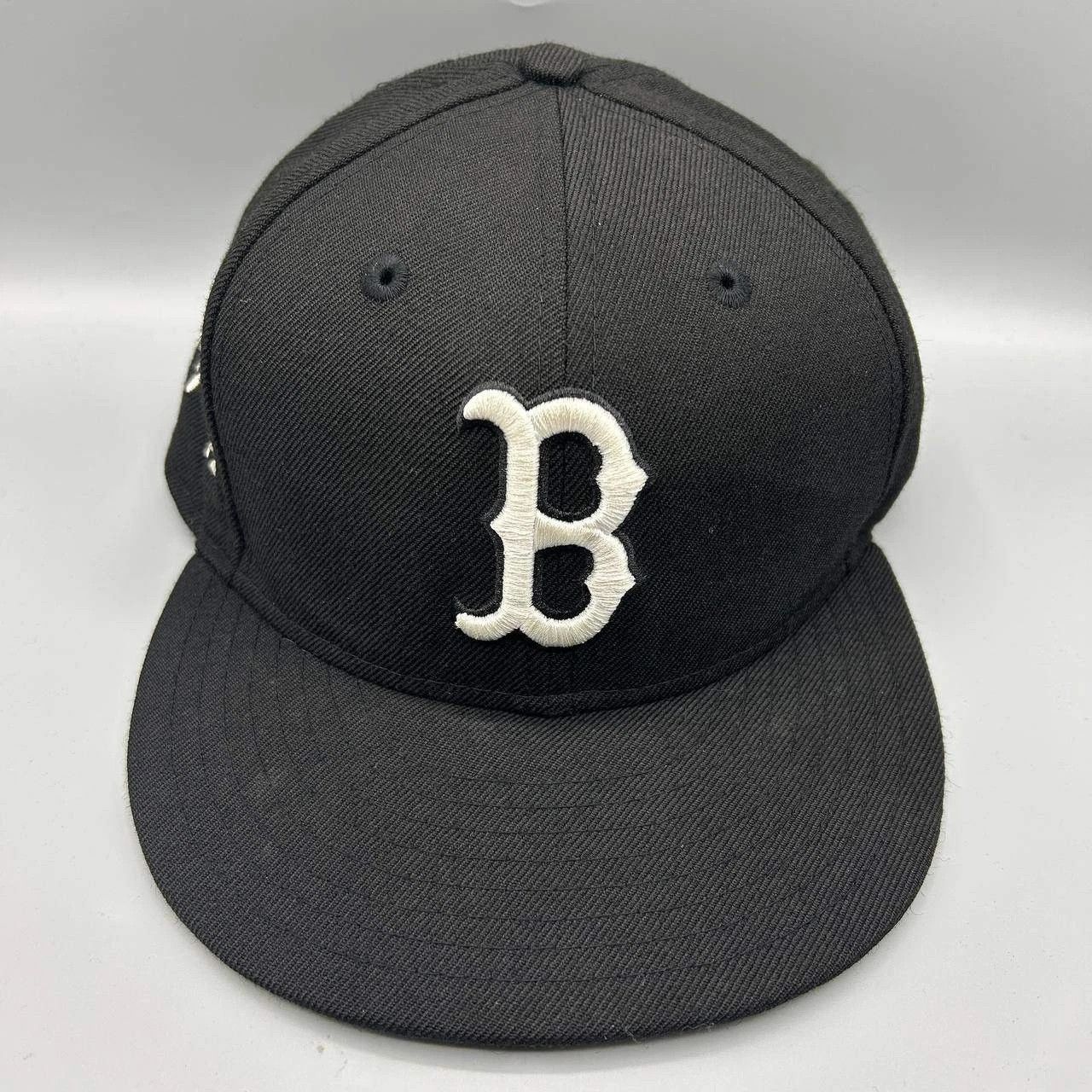 New Era Boston Red Sox Hat Men 7 1/8 Embroidered Fitted Cap Wool Size ONE SIZE - 1 Thumbnail