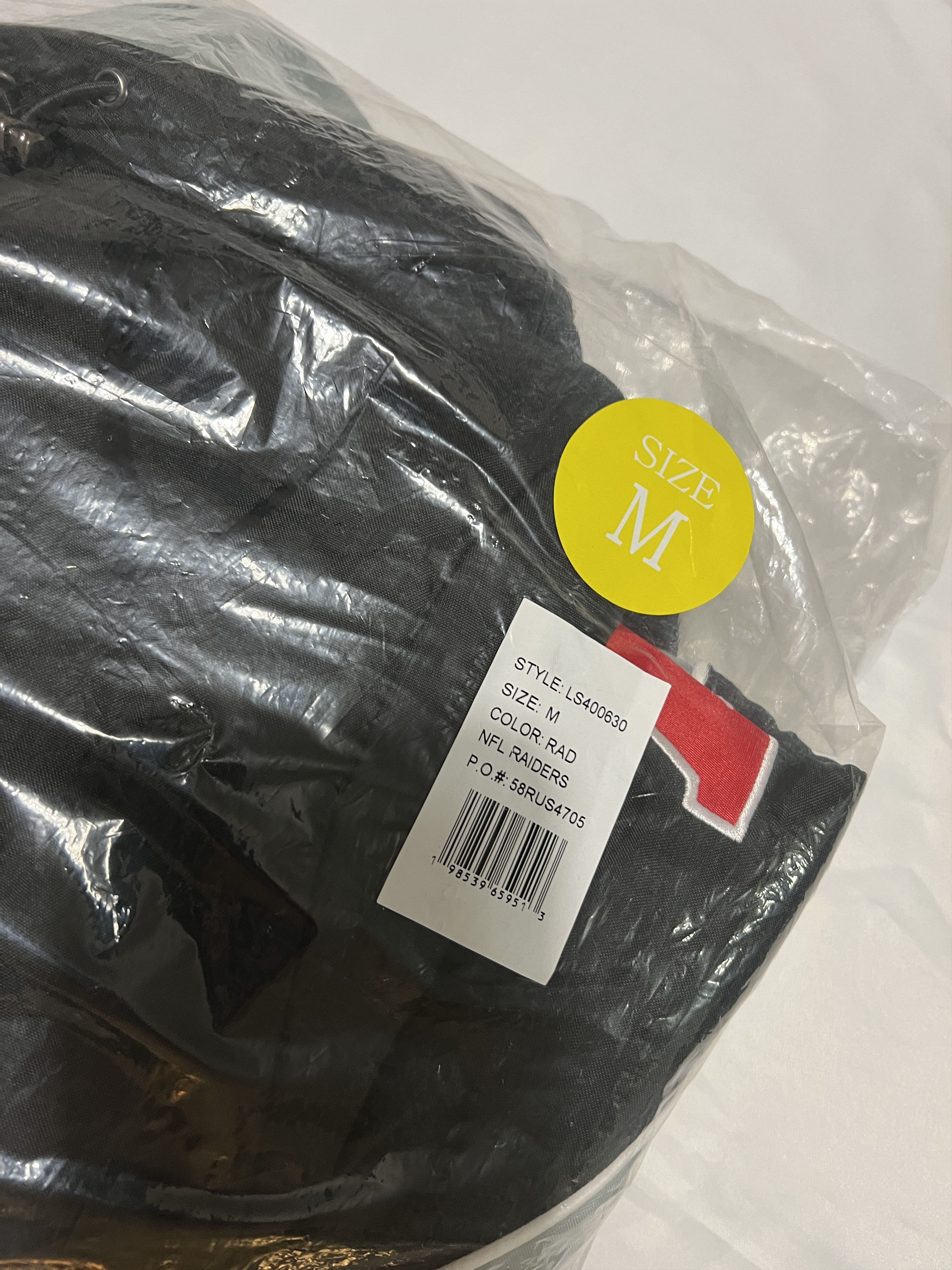 Drake OVO x NFL LAS VEGAS RAIDERS STARTER SIDELINE PUFFER JACKET Size US M / EU 48-50 / 2 - 10 Thumbnail