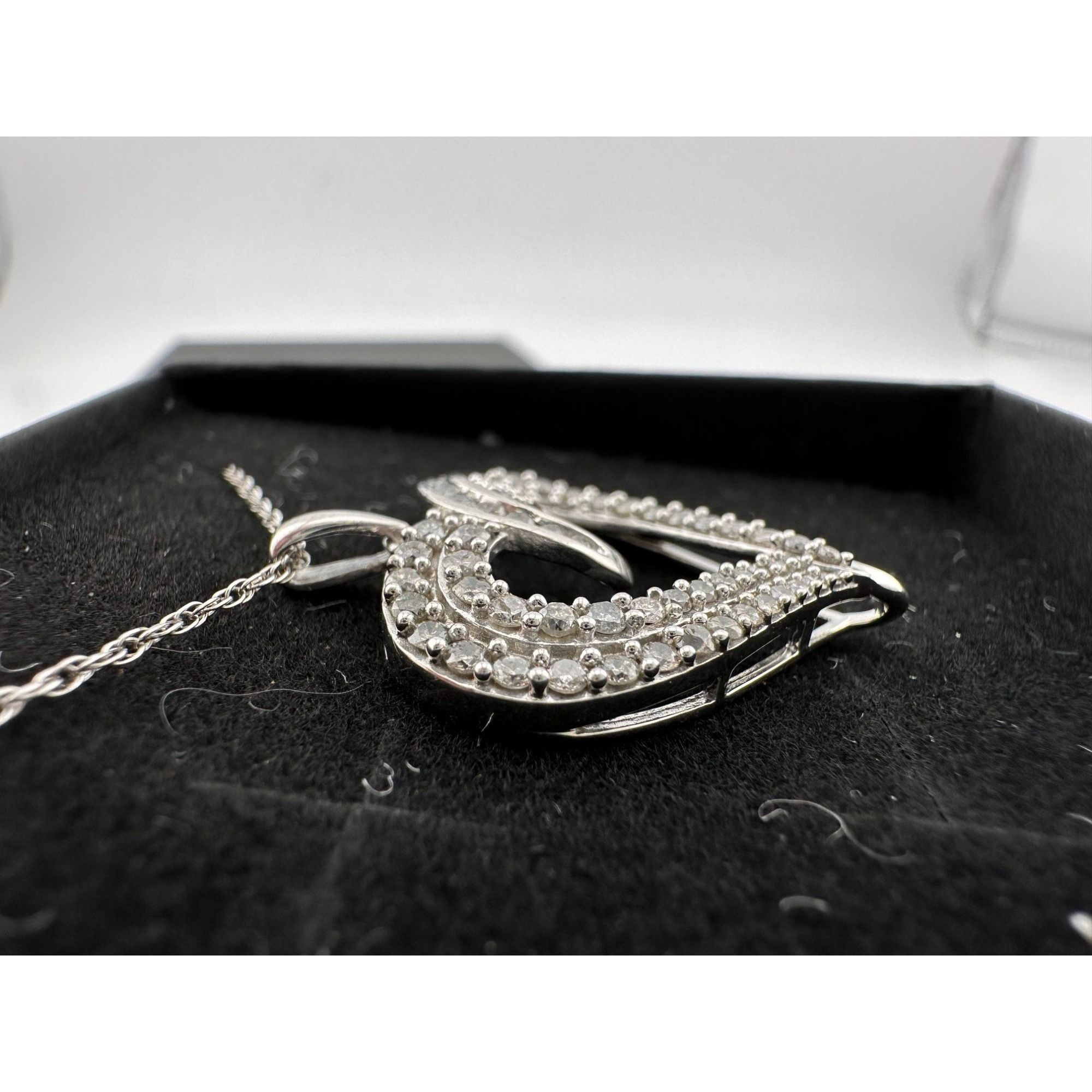 Other Stunning 1 Ct Natural Diamond Heart Shaped Pendant with Chai Size ONE SIZE - 14 Thumbnail