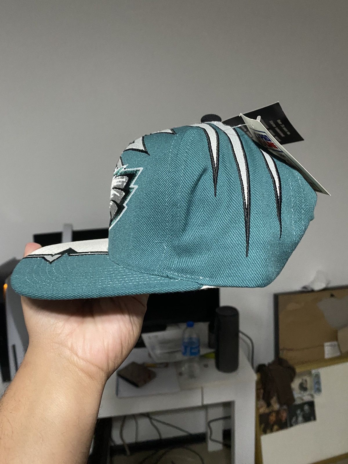 Starter NWT VTG 90s Starter Philadelphia Eagles Shockwave Hat Size ONE SIZE - 4 Thumbnail