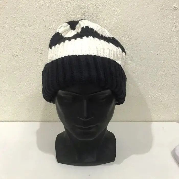 Uniqlo Japanese Brand Uniqlo Stripe Jail Beanie Hat Size ONE SIZE - 3 Thumbnail