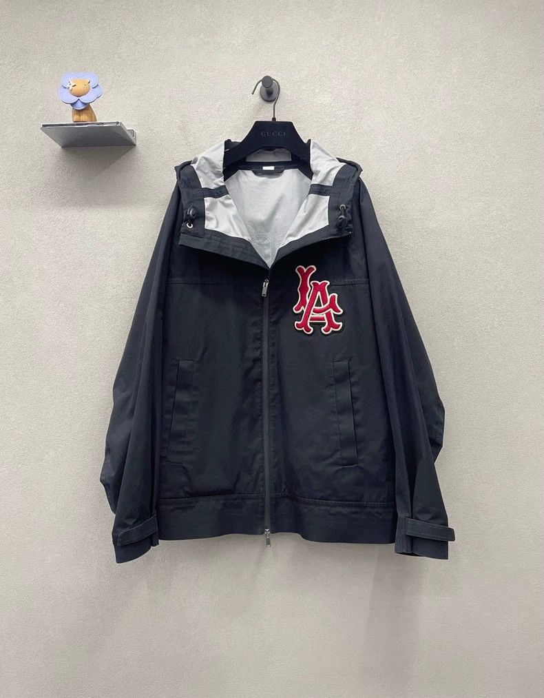 Gucci Gucci Black coat 2502-Nextarrow Size US S / EU 44-46 / 1 - 1 Thumbnail