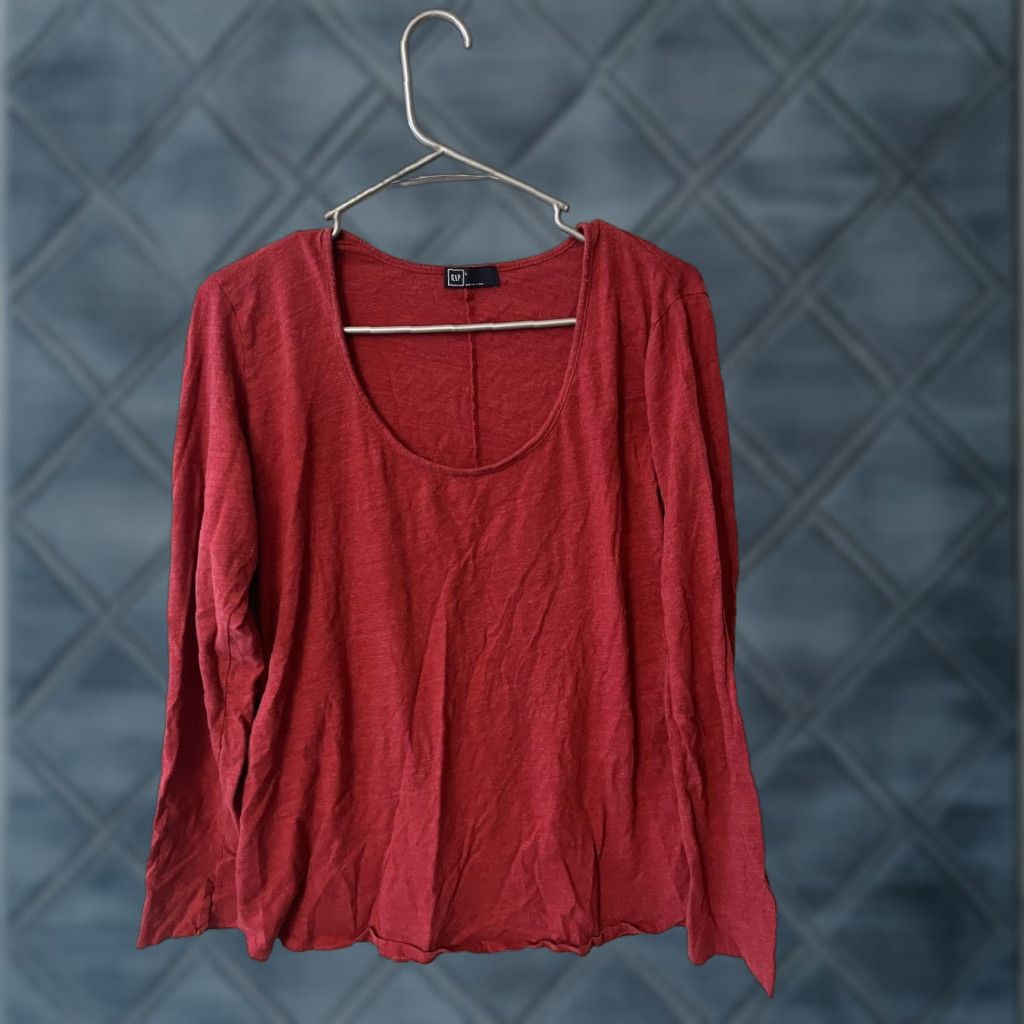 Gap Gap Women Solid Round Neck Long Sleeve T-Shirt Red L Size L / US 10 / IT 46 - 1 Thumbnail