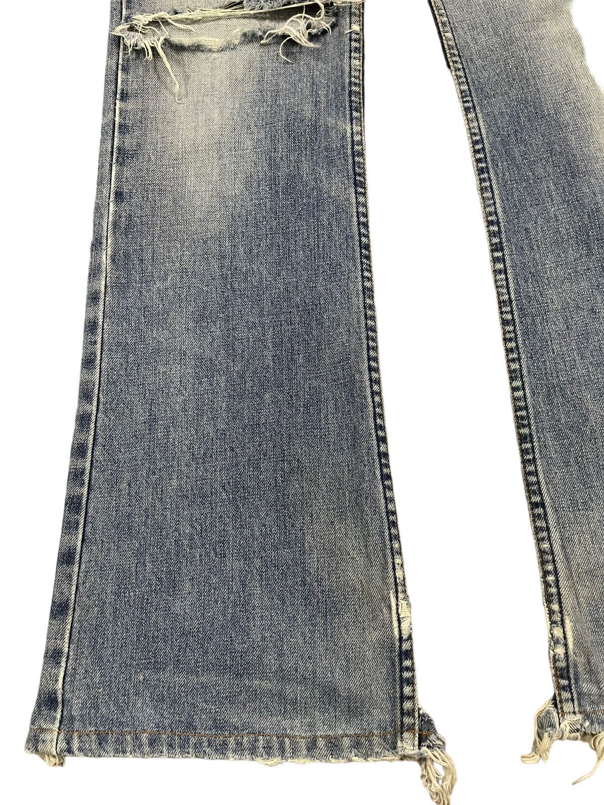 Levi's Vintage Japan 80s Levis Blue Wash Distressed Flare Jeans Size US 29 - 7 Thumbnail
