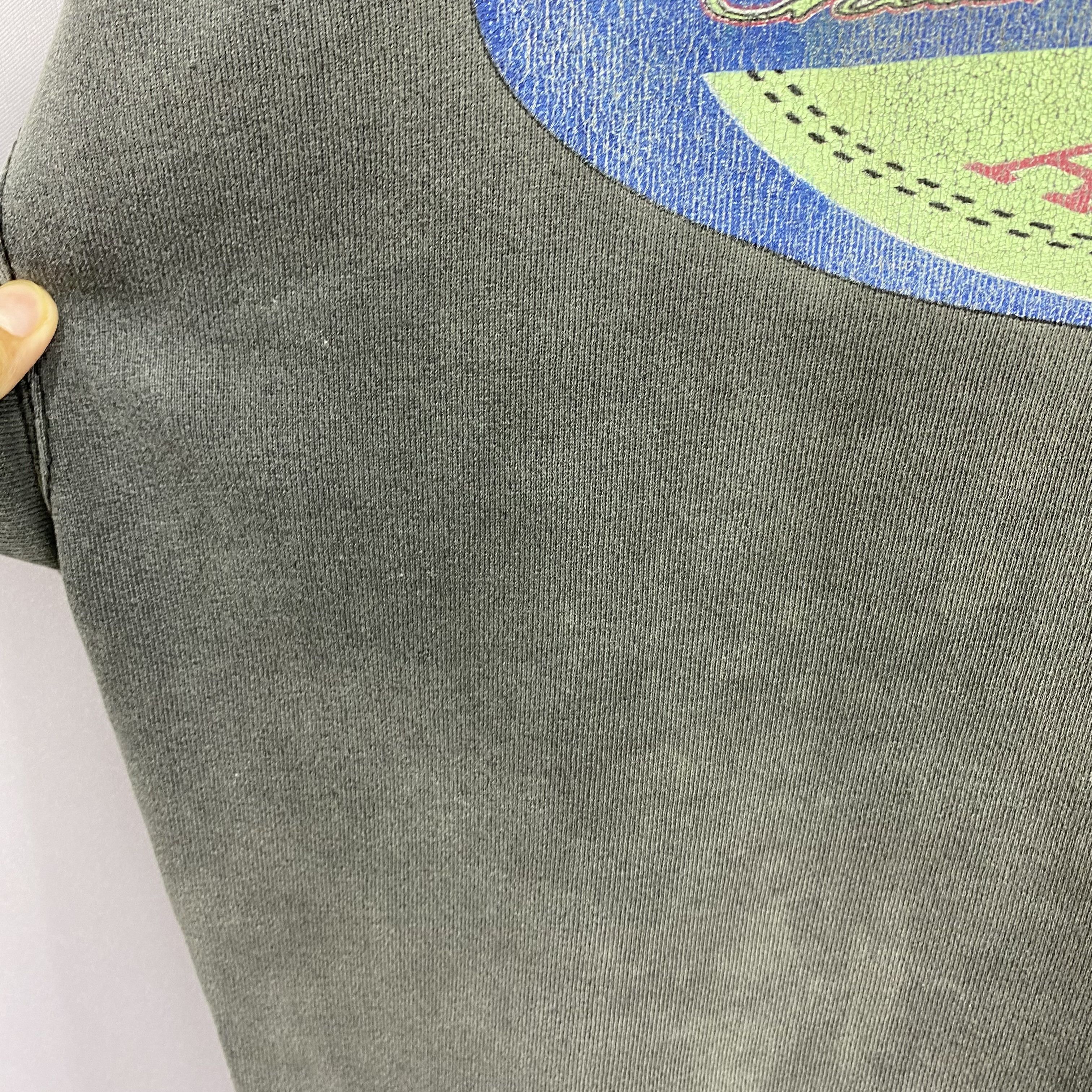 Converse Vintage 90s Converse Sweater Distressed Faded Sweatshirt Size US L / EU 52-54 / 3 - 8 Thumbnail