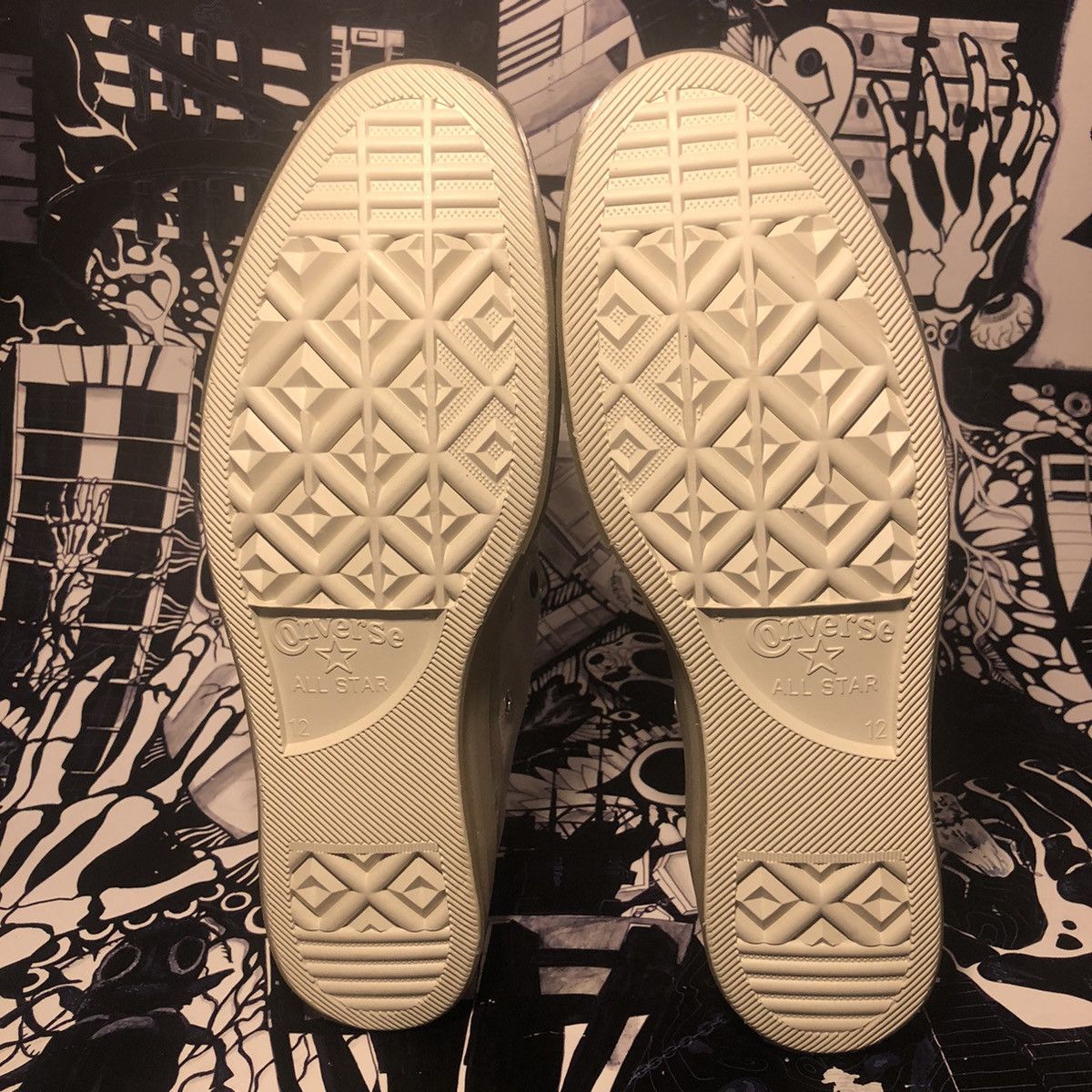 Canvas × Converse NWT Converse Chuck 70 Size US 12 / EU 45 - 11 Thumbnail