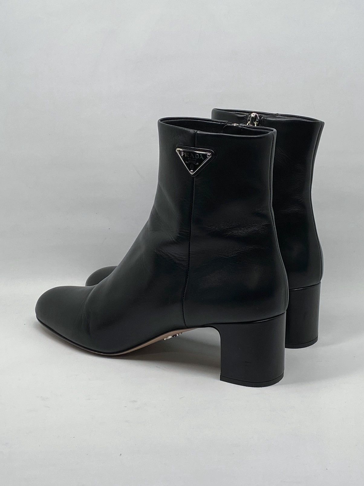 Prada Prada Leather Zip Ankle-Booties Size US 7 / IT 37 - 9 Thumbnail