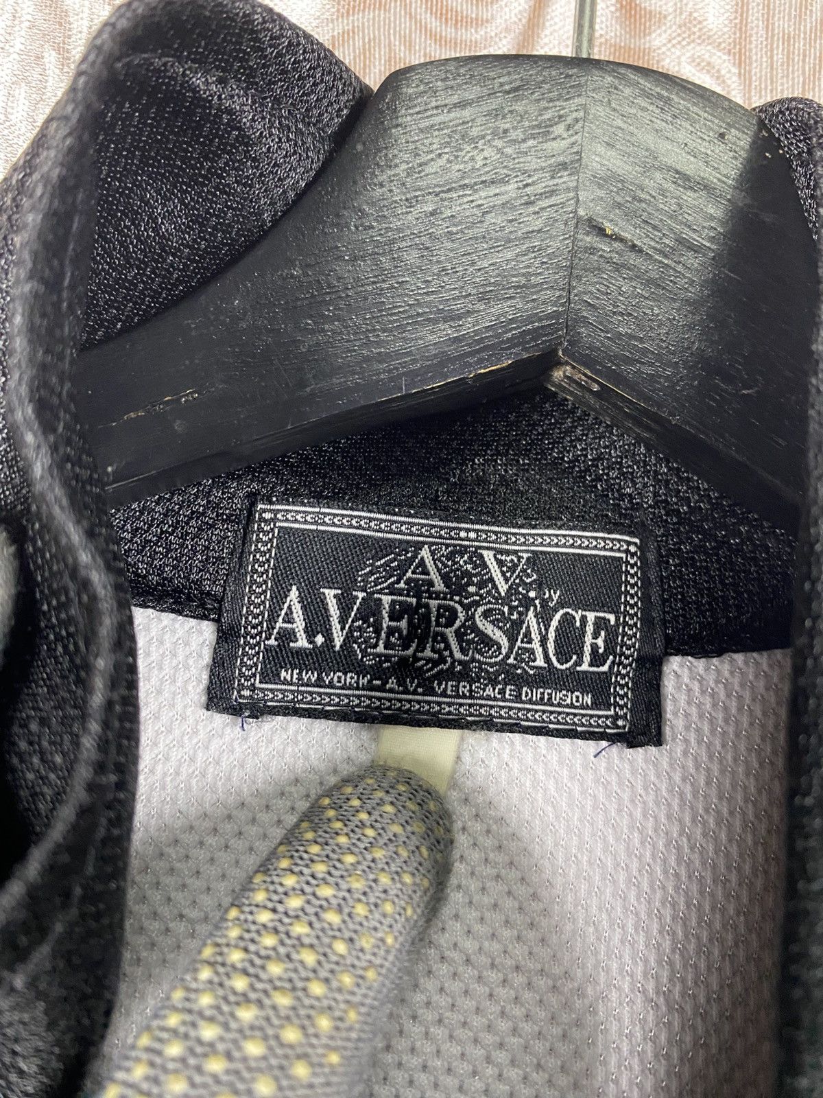 Japanese Brand A.VERSACE Medusa Track Jacket Black White Gold Embroidery Size US M / EU 48-50 / 2 - 9 Thumbnail