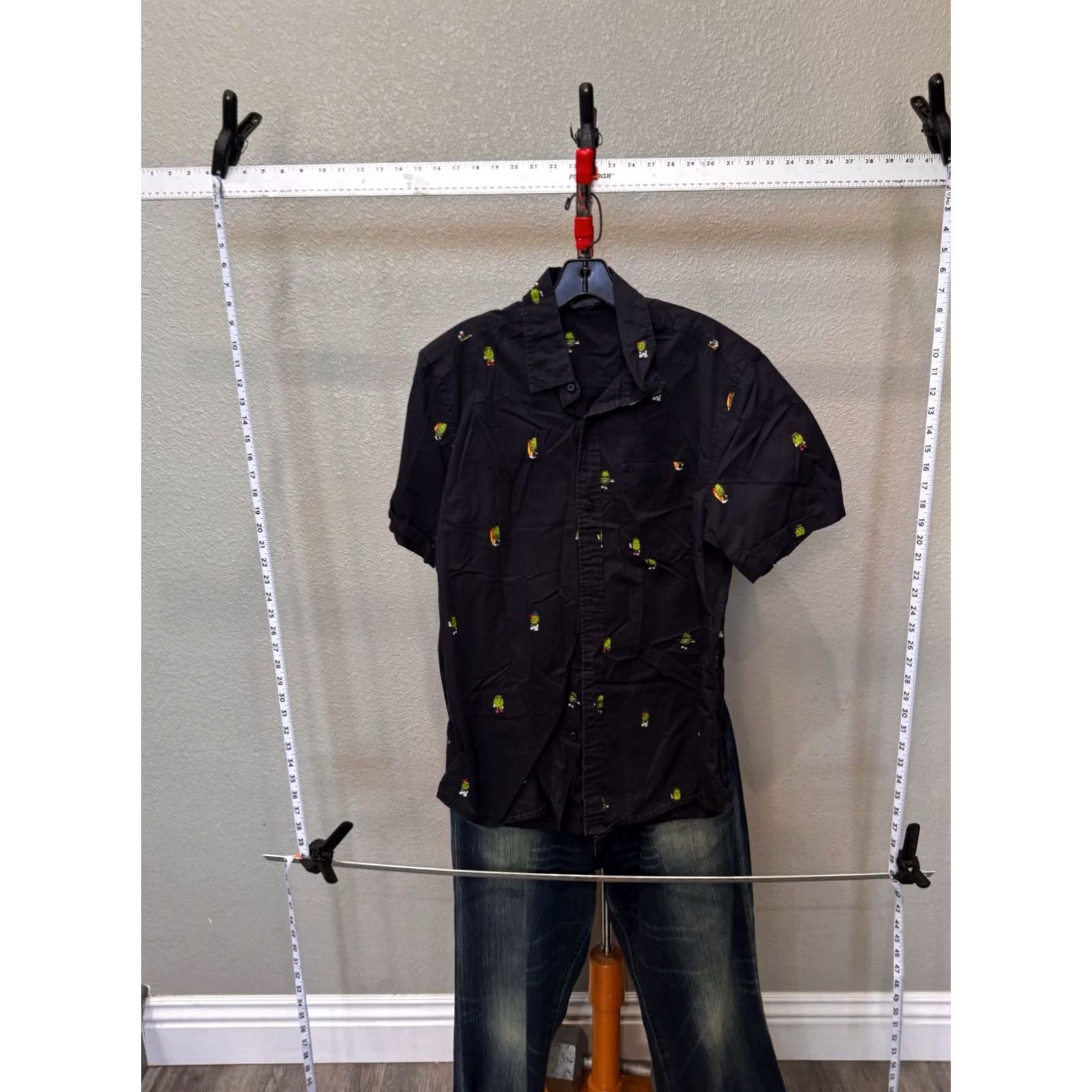 The Hundreds O Hundreds Artwork SHORT SLEEVE BUTTON UP SHIRT Large L Mens Multicolor Size US L / EU 52-54 / 3 - 6 Thumbnail