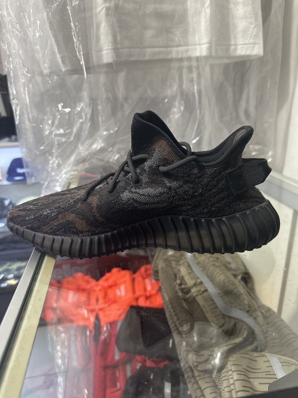 Yeezy Adidas Yeezy Boost 350 v2 “MX Rock” Size US 9.5 / EU 42-43 - 2 Thumbnail