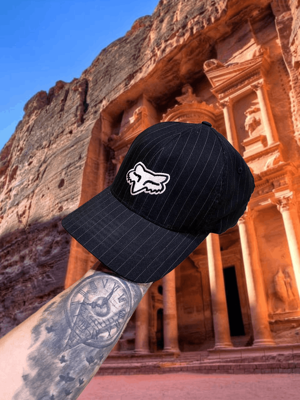 Fox Racing Hats big logo Vintage Cap black striped Y2K Fox Racing Size ONE SIZE - 1 Thumbnail