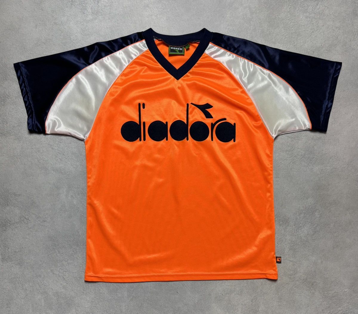 Diadora 1990s Vintage Diadora Football Shirt Soccer Jersey Big Logo Size US S / EU 44-46 / 1 - 1 Thumbnail