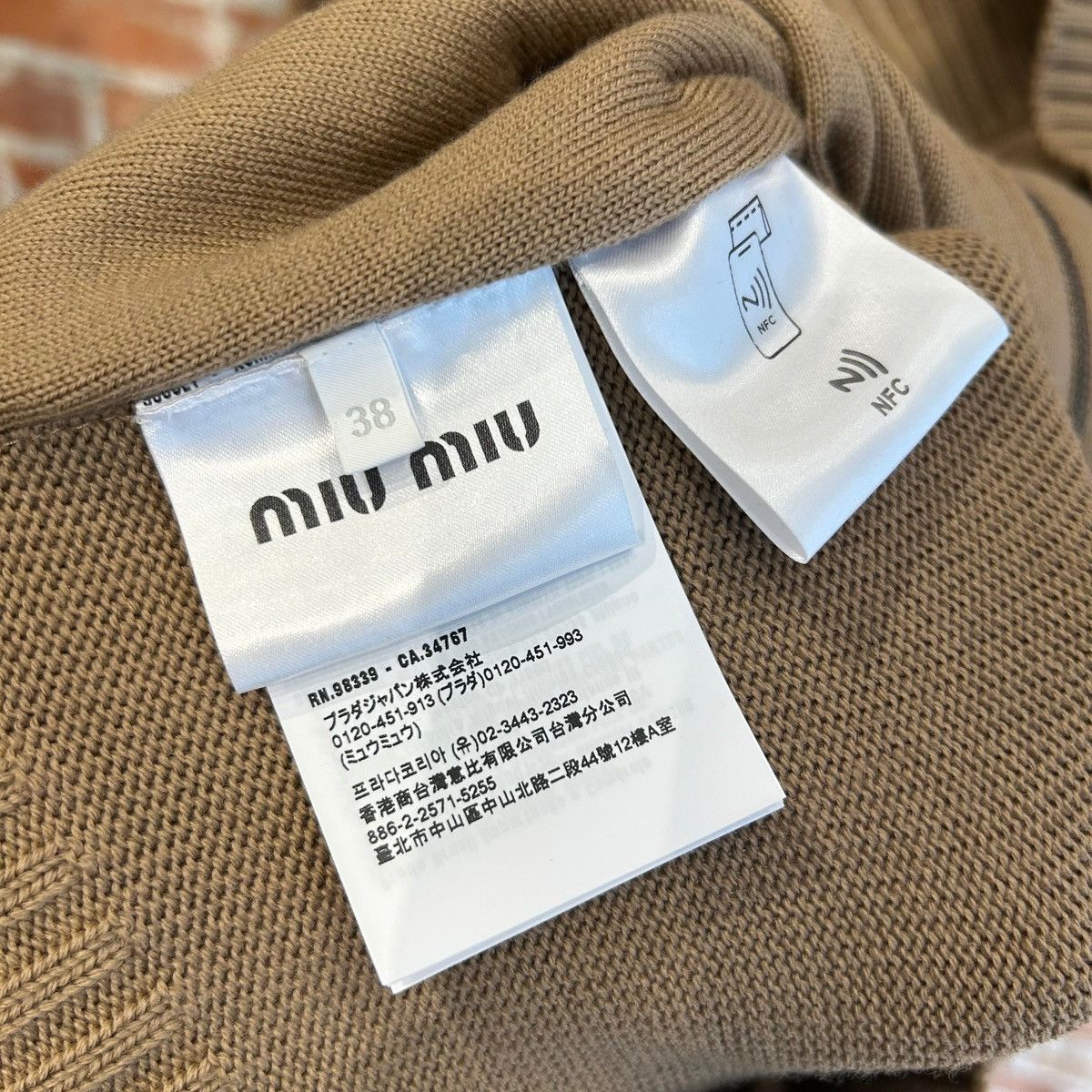 Miu Miu MIU MIU FW25 HIGH NECK SUEDE PANEL JACKET ‘BROWN’ Size US M / EU 48-50 / 2 - 6 Thumbnail