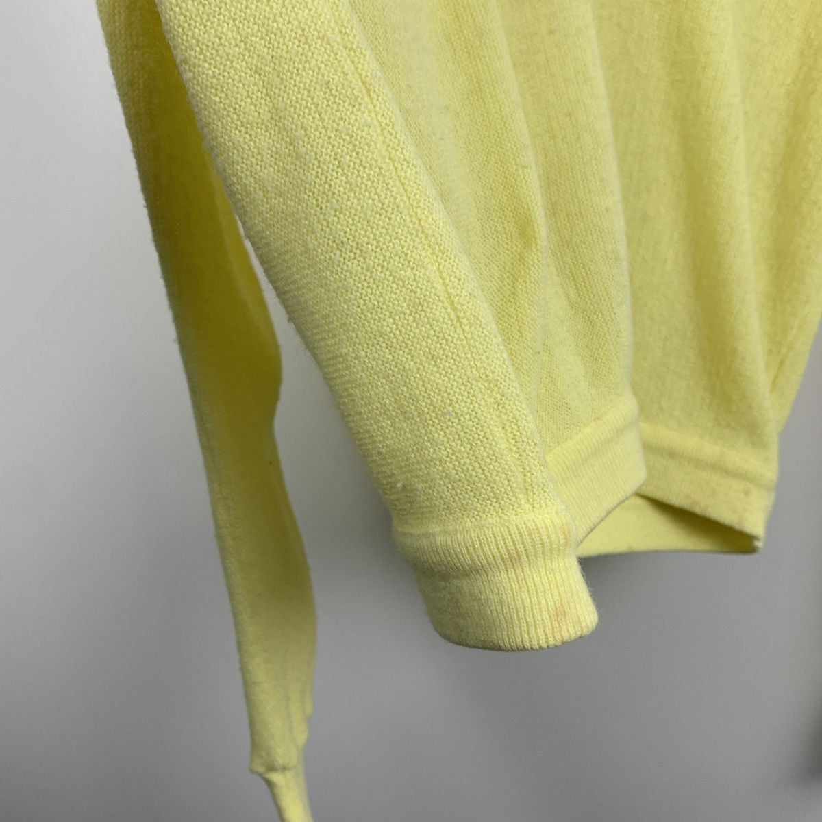 Lacoste Vintage Izod Lacoste Orlon Acrylic Sweater Size M Yellow Top Size US M / EU 48-50 / 2 - 17 Thumbnail