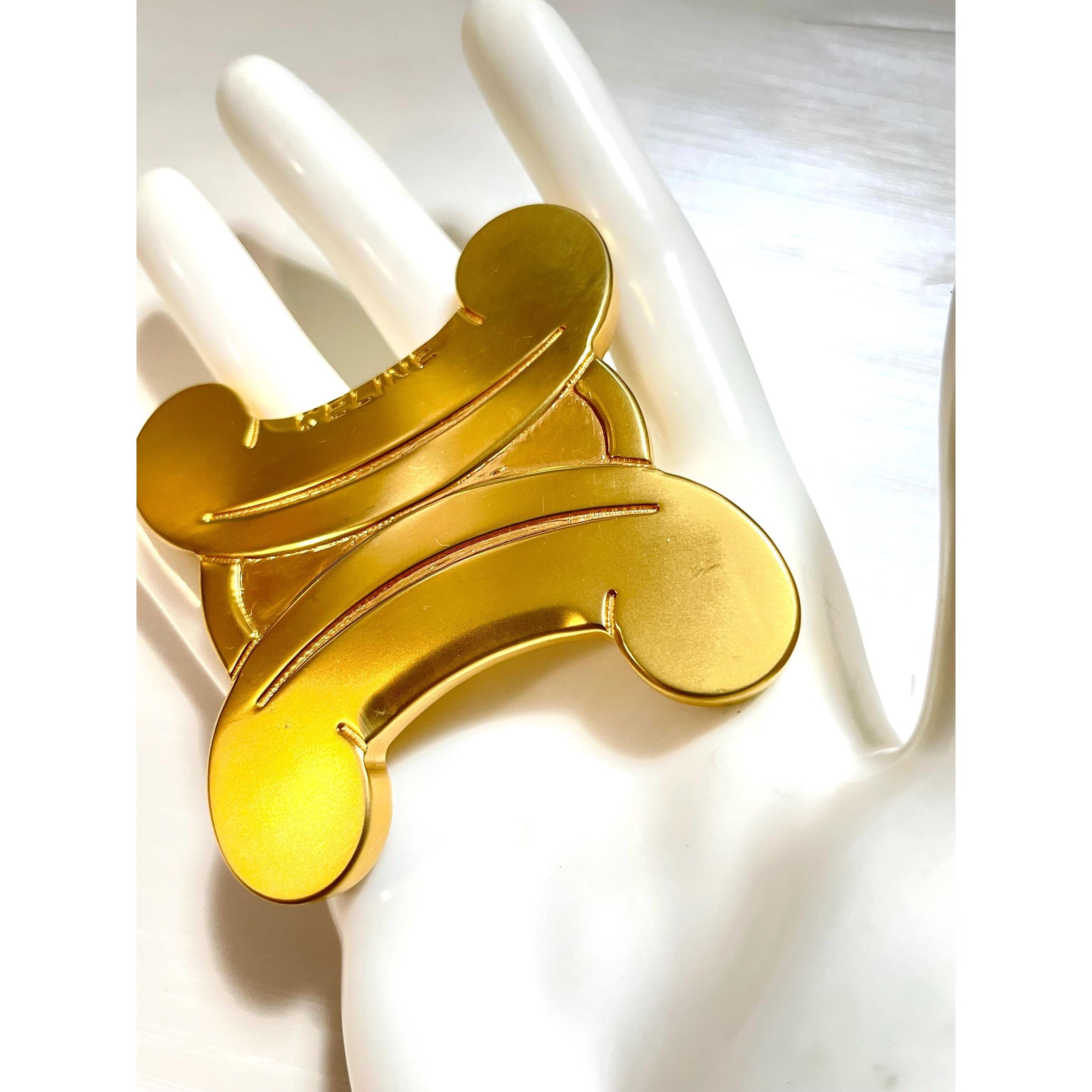 Celine Vintage Celine extra big golden triomphe brooch. Size ONE SIZE - 3 Thumbnail