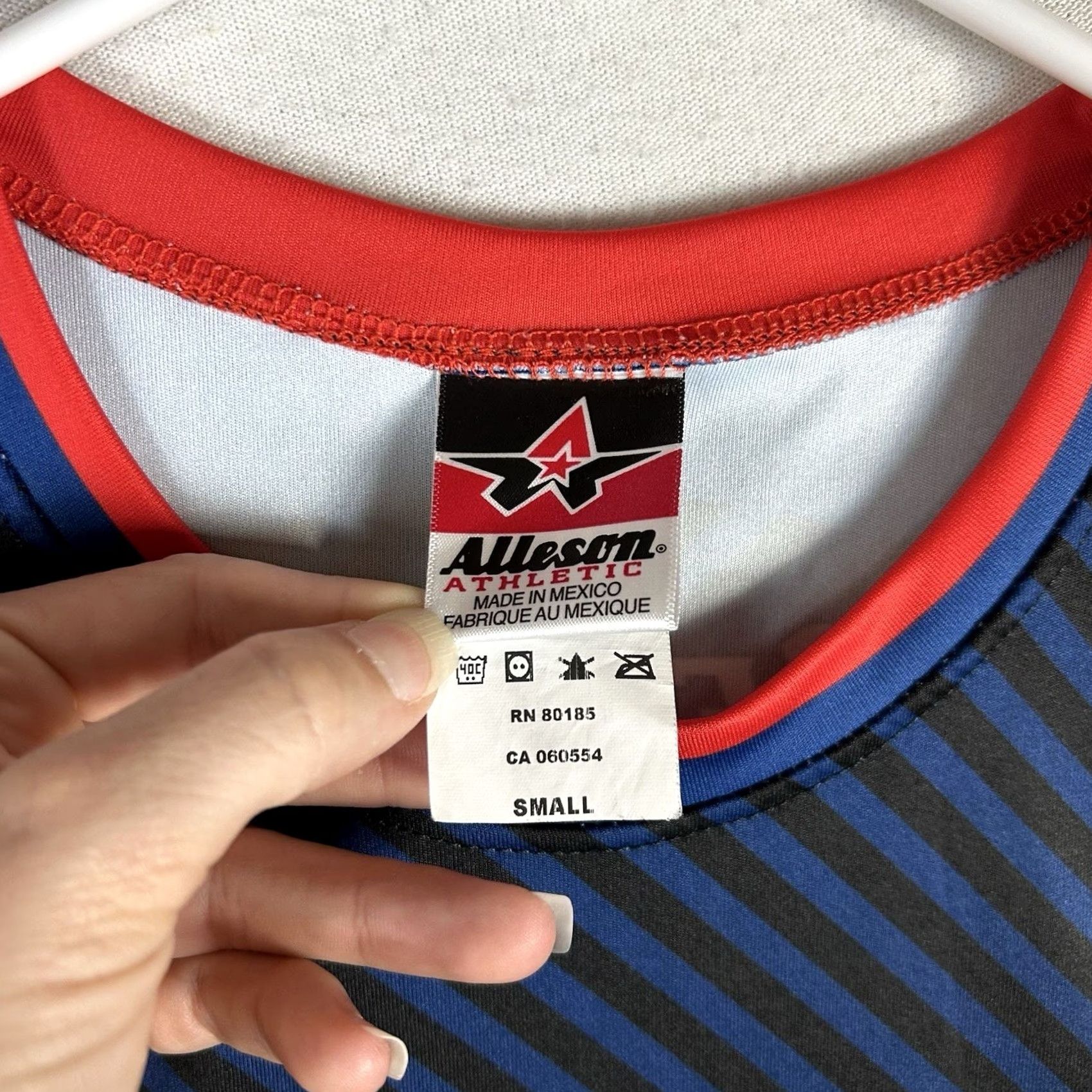 Vintage DePaul University Soccer Jersey Shirt Men S Blue Demon Tee Nike Dri-Fit T-Shirt NCAA Collegiate Pullover Size US S / EU 44-46 / 1 - 6 Thumbnail