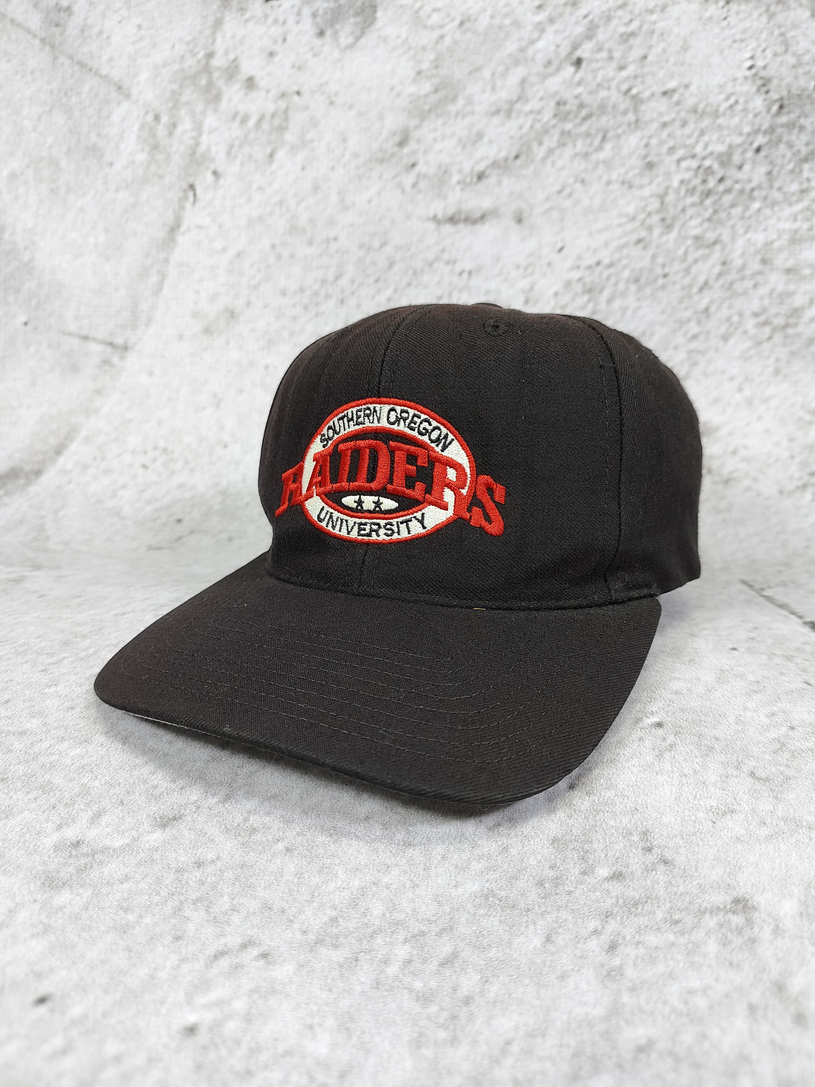 Vintage 90s Southern Oregon Raiders University Embroidered Logo Caps Size ONE SIZE - 3 Thumbnail