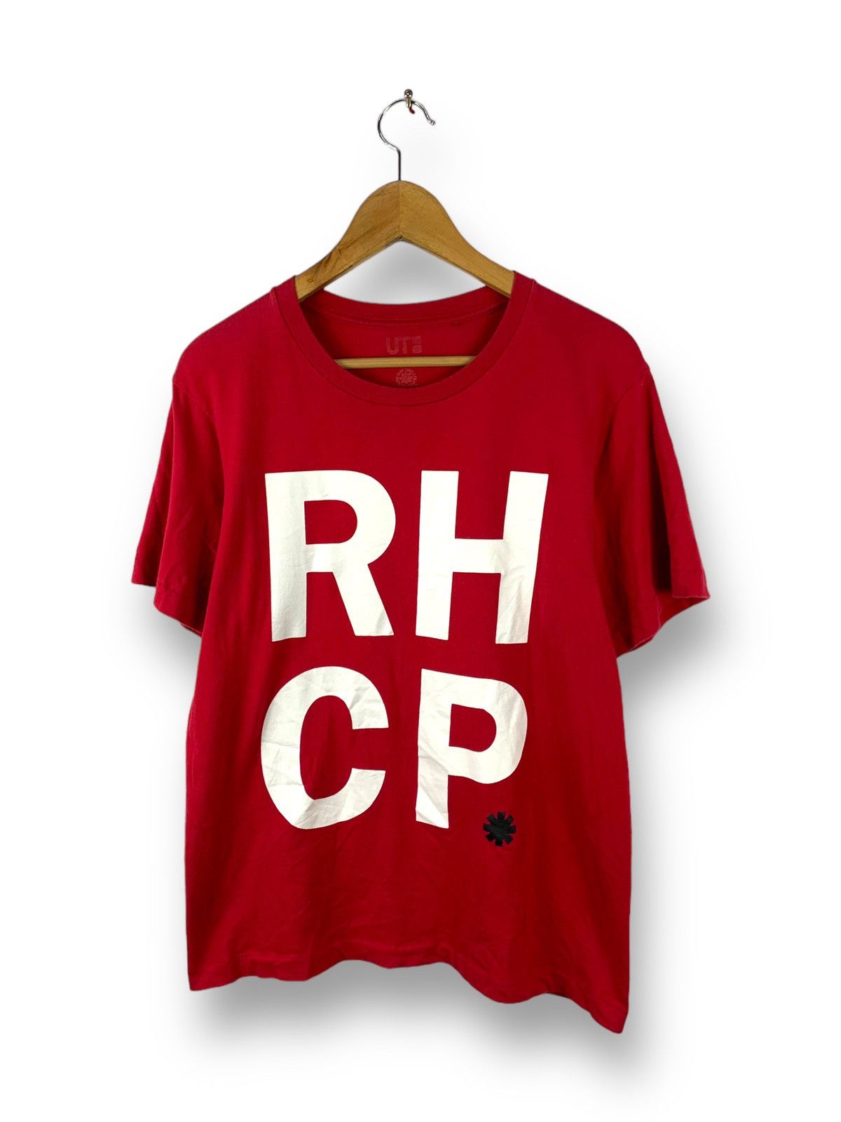 image of Band Tees x Uniqlo Steals! Red Hot Chili Peppers Band Tee By Uniqlo, Men's (Size Medium)