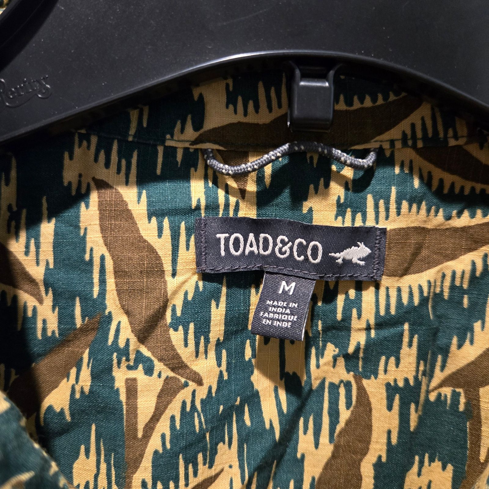Toad&Co Toad & Co mens Fletch button up short sleeve shirt sz M Size US L / EU 52-54 / 3 - 3 Thumbnail