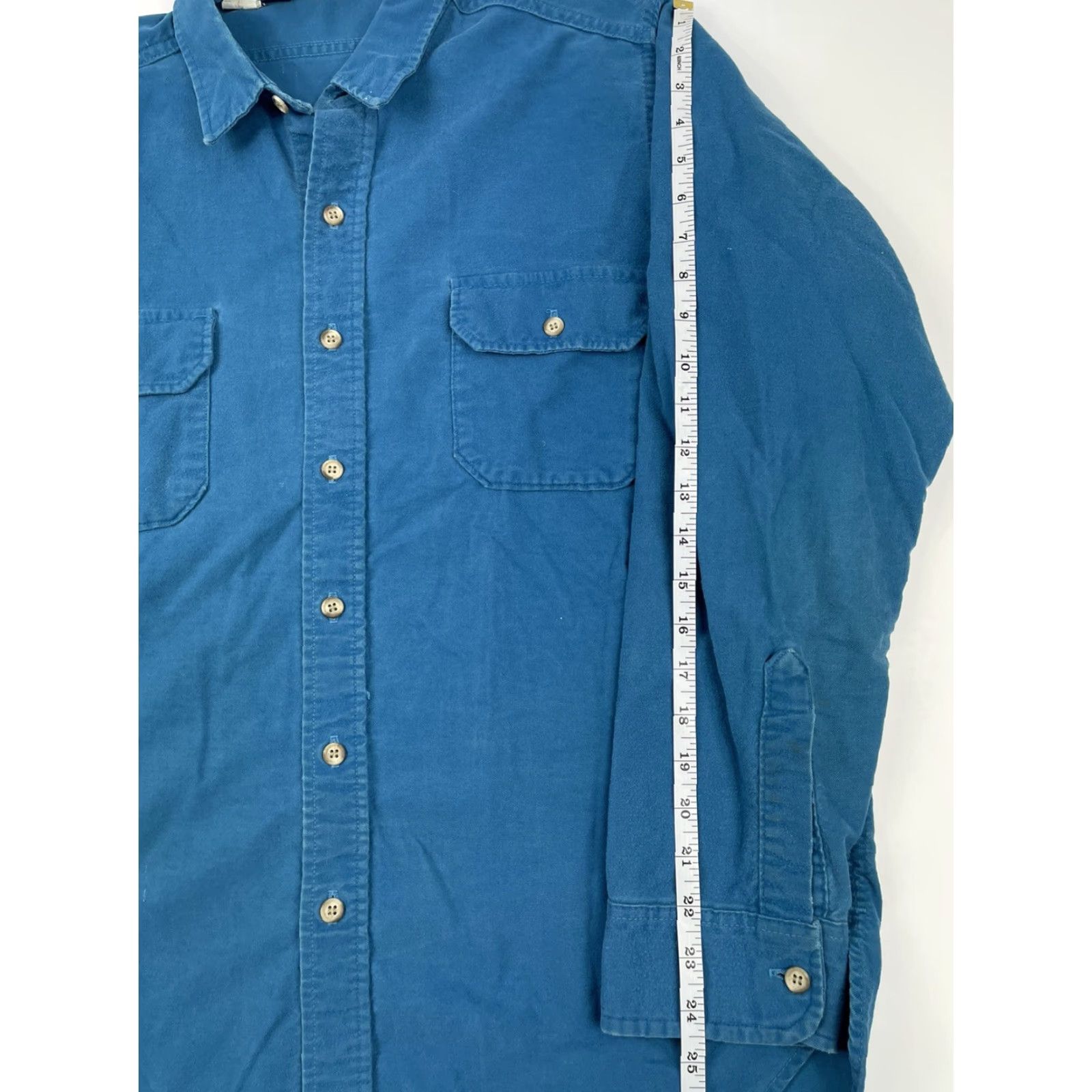 Vintage VINTAGE Woolrich Shirt Chamois Flannel Button-Up Outdoor Guide USA XL Blue Men’s Button-Down Collared Long Sleeve Size US XL / EU 56 / 4 - 6 Thumbnail