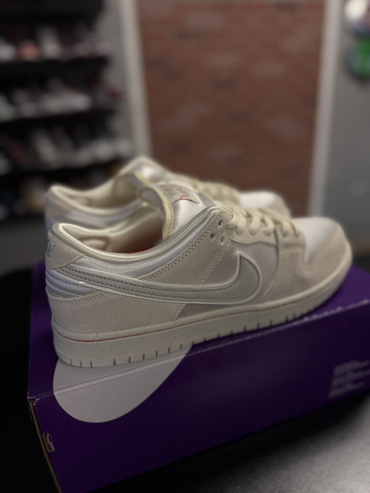 Nike Nike SB Dunk Low City Of Love Light Bone 10.5 (NEW) Size US 10.5 / EU 43-44 - 3 Thumbnail