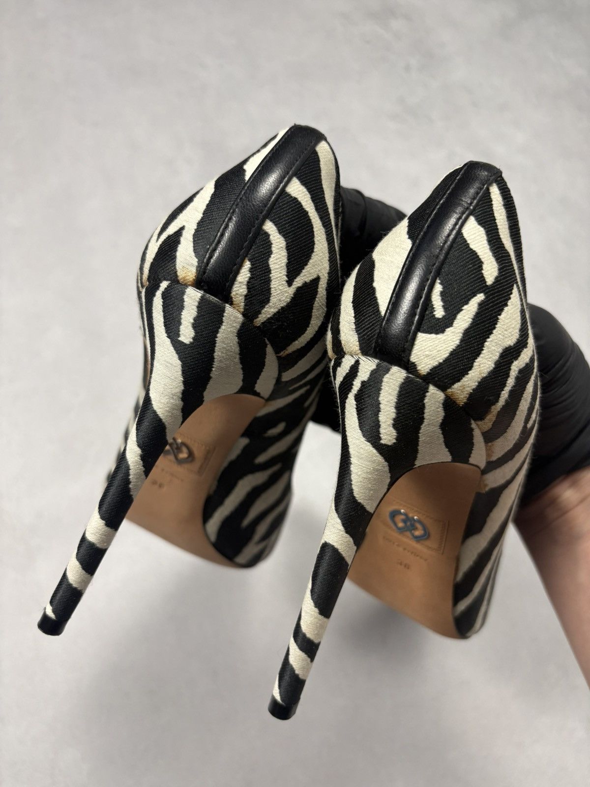 Dsquared2 Dsquared2 Zebra Print Pointed Toe Heels Pumps EU38 Archival Size US 8 / IT 38 - 4 Thumbnail