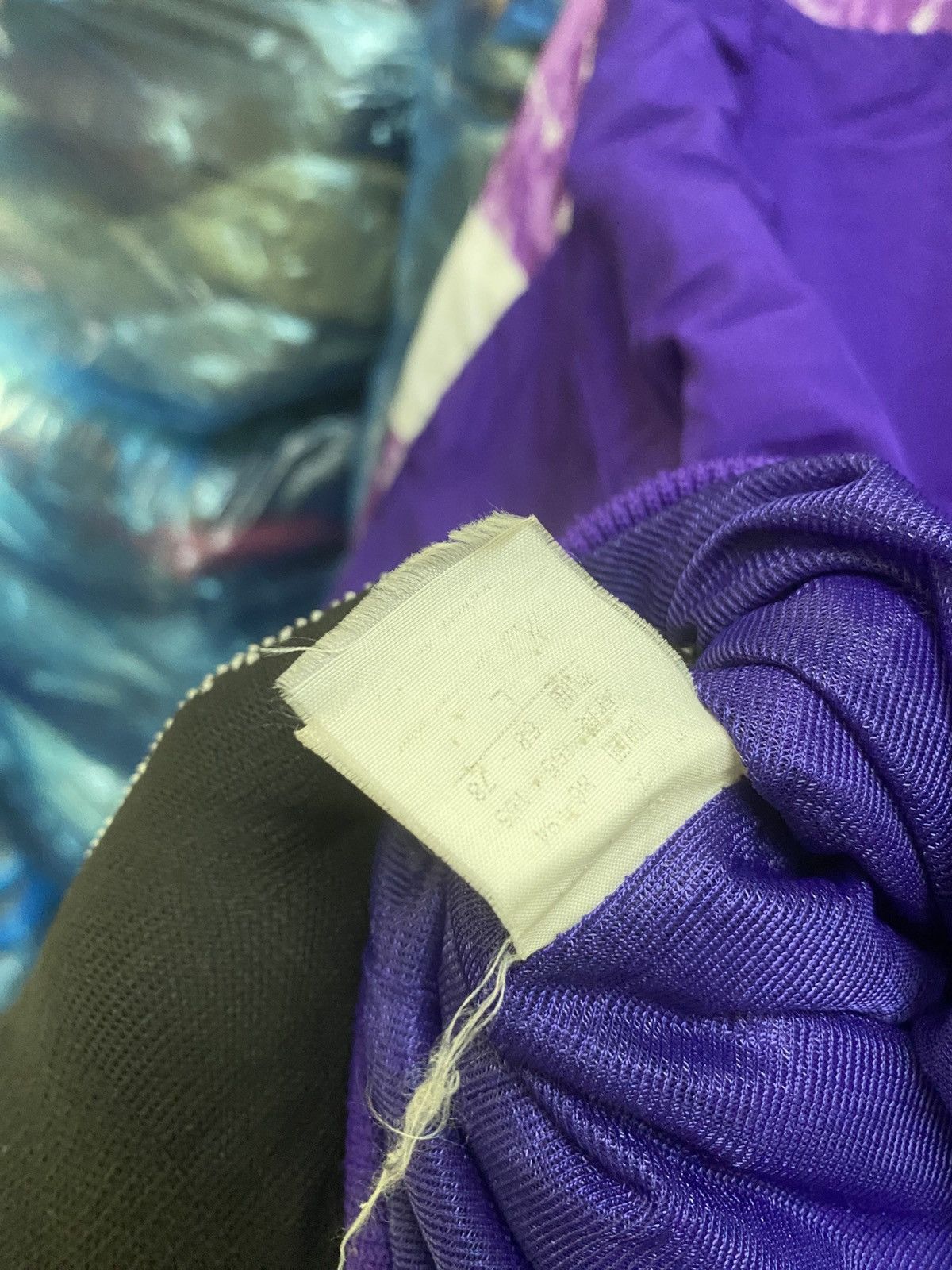Vintage Vintage Perjeni Sport Purple Abstract Windbreaker Jacket Size US M / EU 48-50 / 2 - 10 Thumbnail
