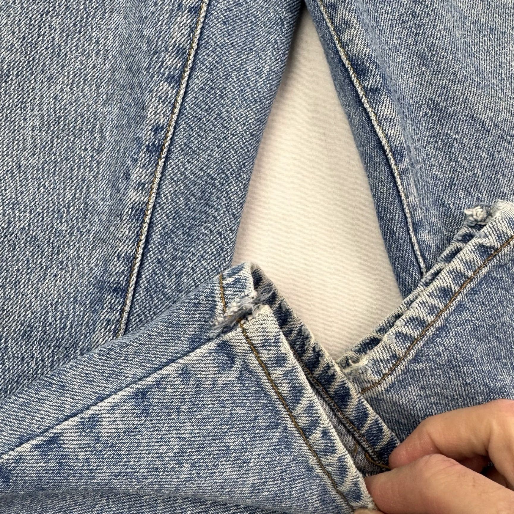Tommy Hilfiger VINTAGE Tommy Hilfiger Jeans Adult 38x33 Relaxed Blue 90s Hip Hop Grunge Mens Jeans Size US 38 / EU 54 - 6 Thumbnail