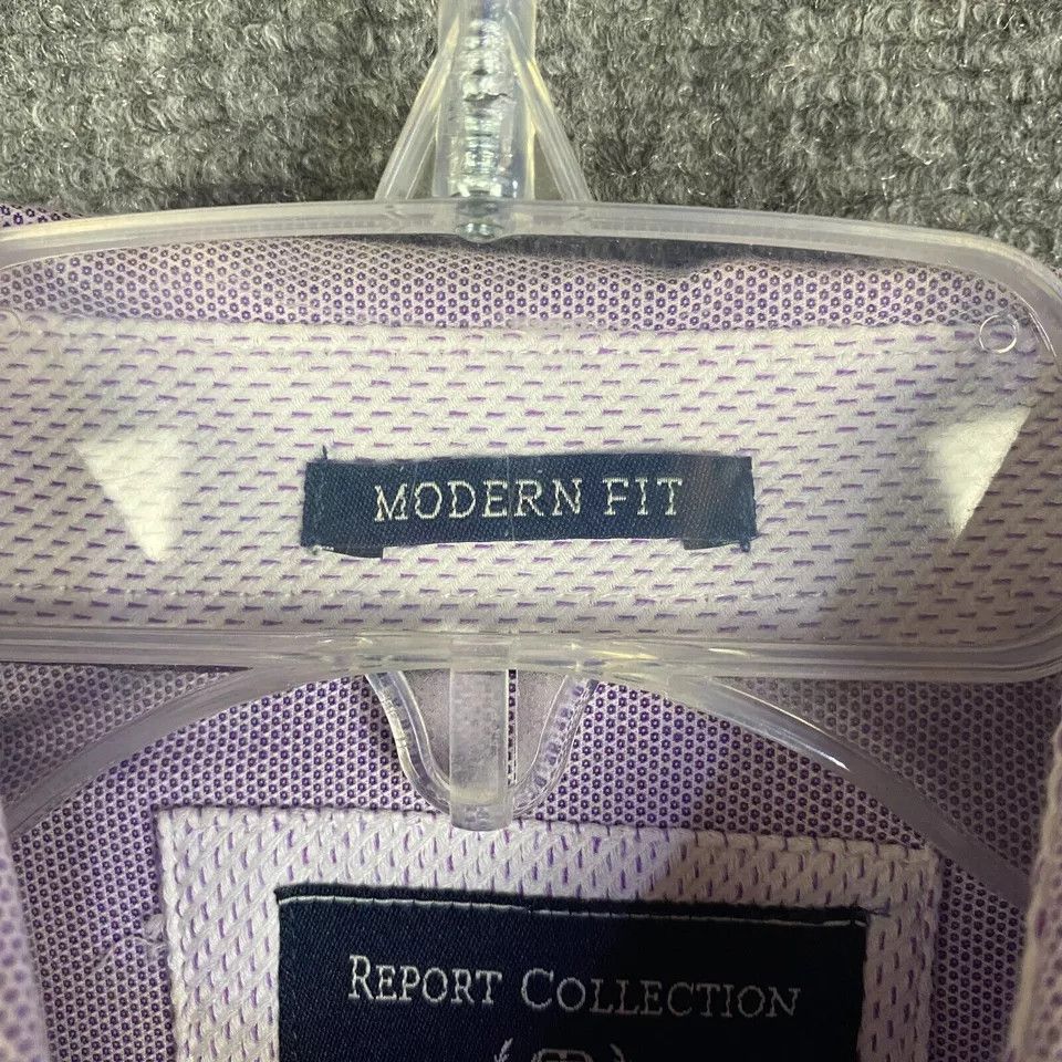 Report Collection Report Collection Button Up Shirt Men Small Modern 15 32/33 Size US S / EU 44-46 / 1 - 3 Thumbnail