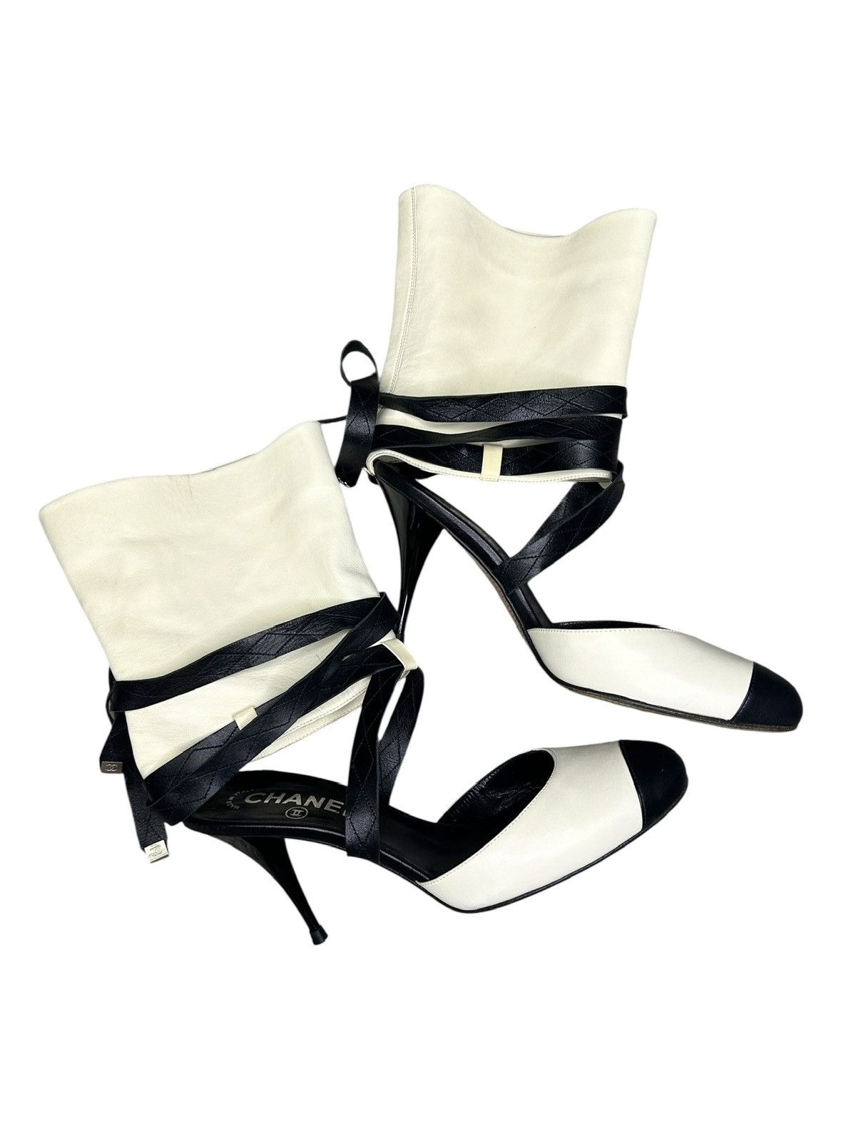 Chanel S/S 06 Glove Wrap Heels Size US 8 / IT 38 - 2 Thumbnail