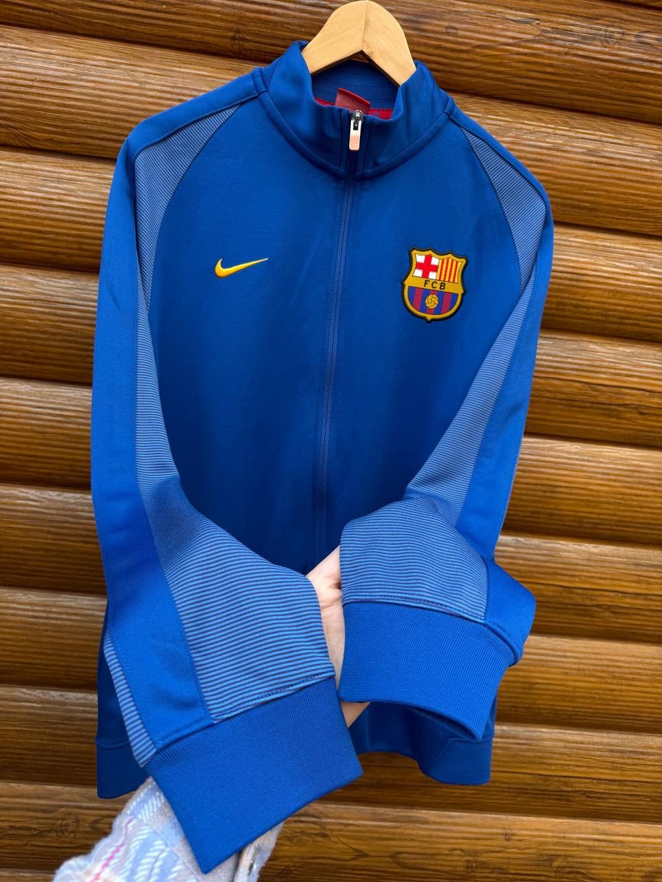 Nike BARCELONA FOOTBALL JACKET NIKE TRACK TOP JERSEY SIZE L Size US L / EU 52-54 / 3 - 4 Thumbnail
