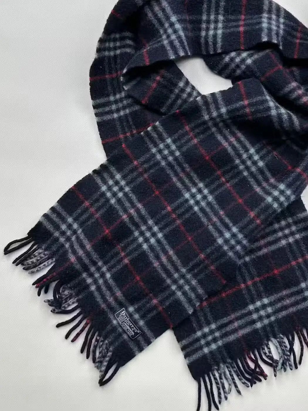 Burberry Burberry Nova Check Vintage Scarf 100% Lambswool (173) Size ONE SIZE - 2 Thumbnail