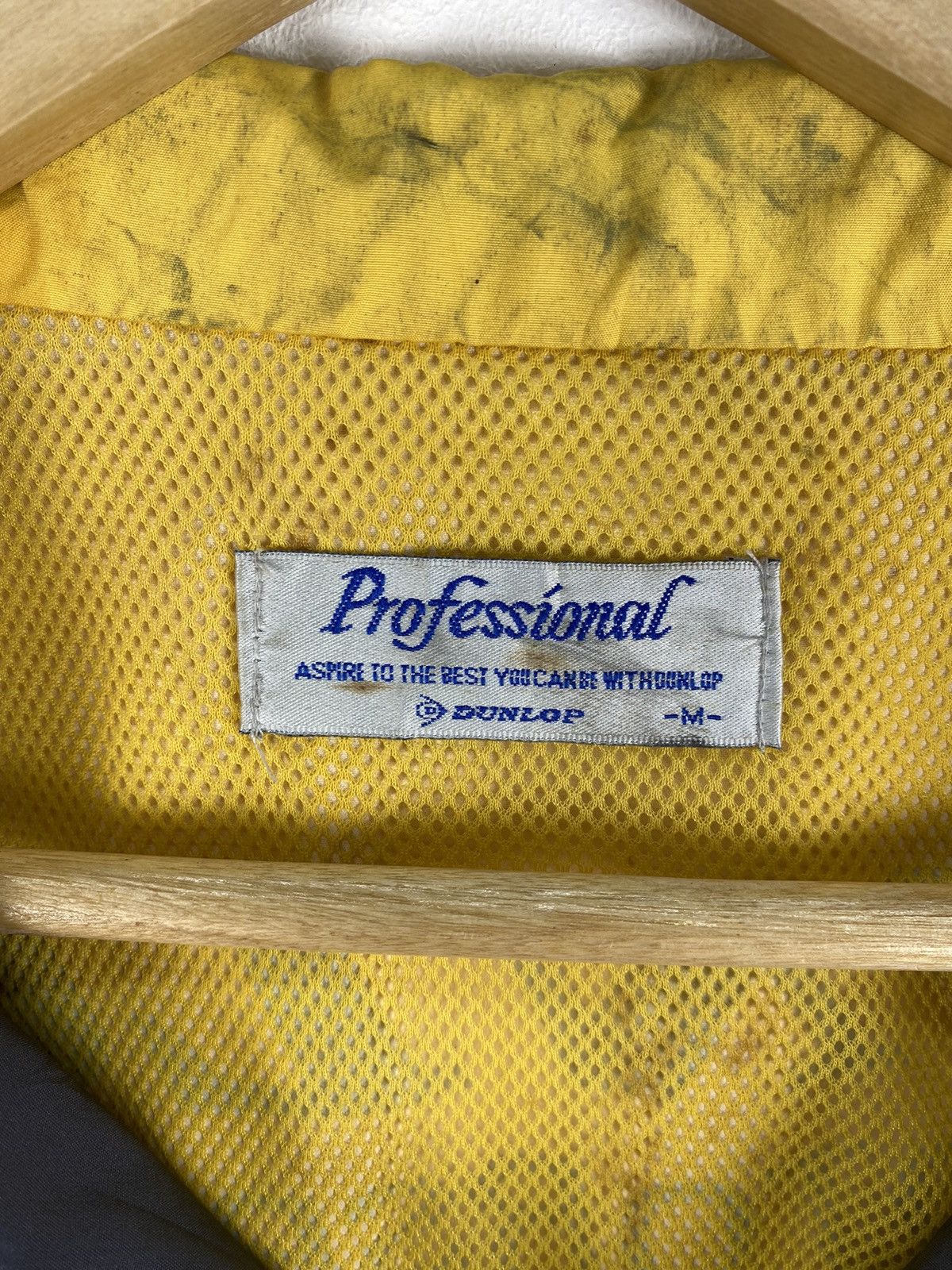 Dunlop Retro Y2k Japan Dunlop Motorsport Staff Jumper Jacket Size US L / EU 52-54 / 3 - 14 Thumbnail