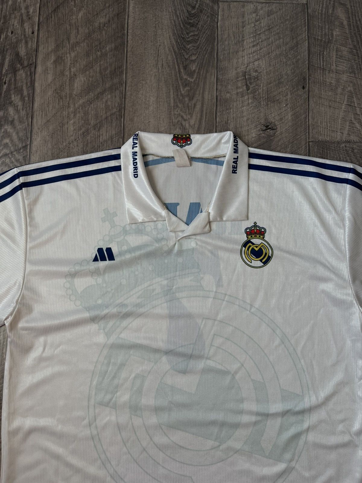 Other Vintage Real Madrid #7 Raul Soccer Jersey Size US XXL / EU 58 / 5 - 7 Thumbnail