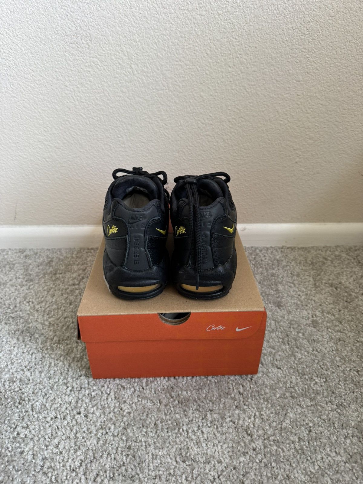 Corteiz × Nike Honey Black 95s Size US 9.5 / EU 42-43 - 3 Thumbnail