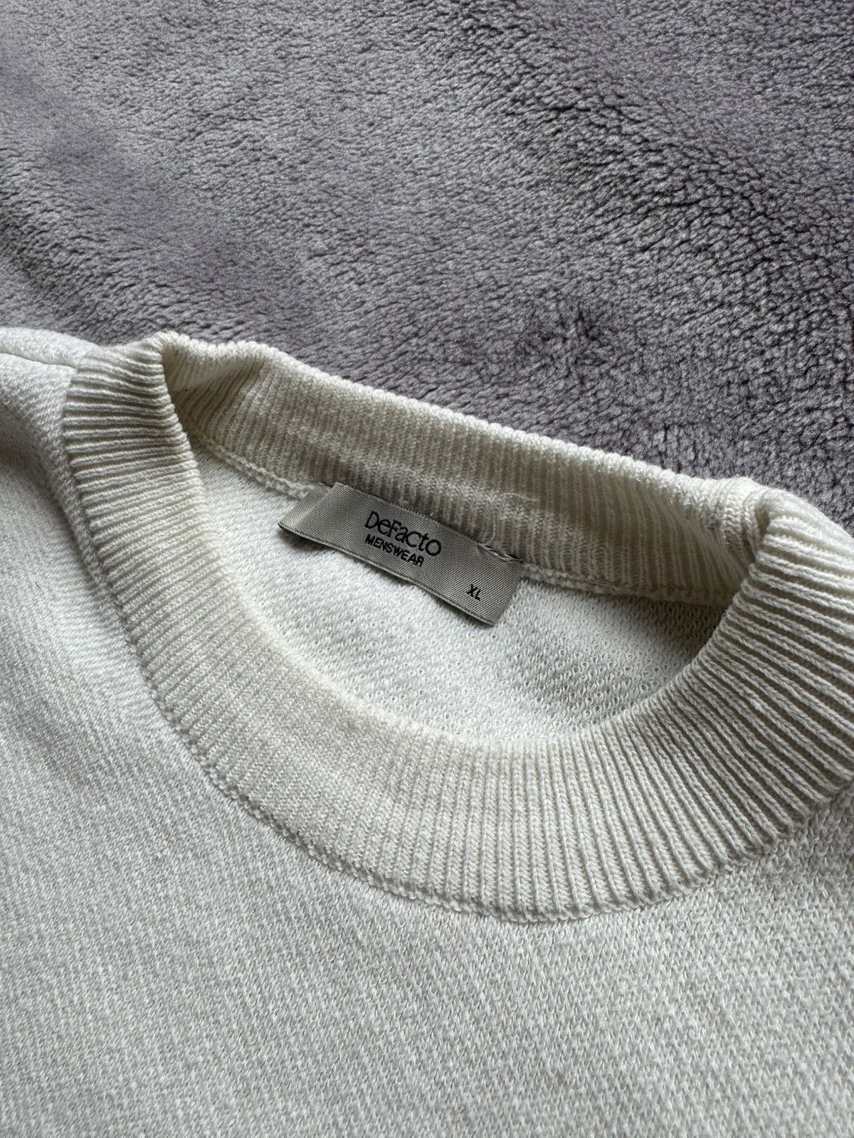 Vintage Cremefarbener Rundhalspullover Size US XL / EU 56 / 4 - 2 Thumbnail
